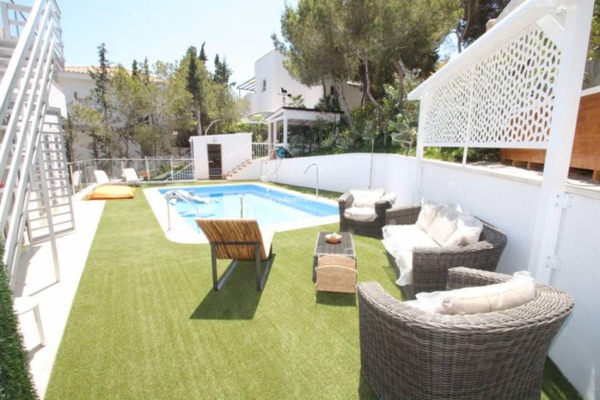 Resale - Villa -
Orihuela Costa - Costa Blanca