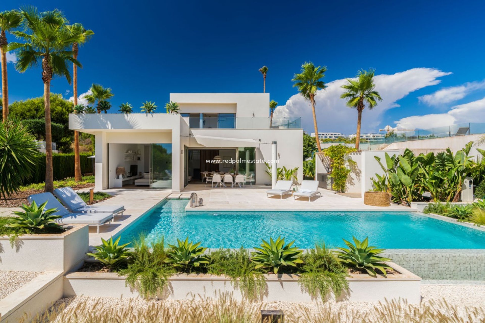 Resale - Villa -
Orihuela Costa - Costa Blanca