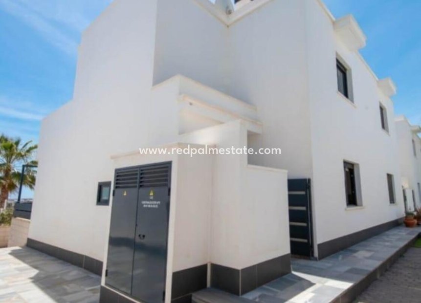 Resale - Villa -
Orihuela Costa - Costa Blanca