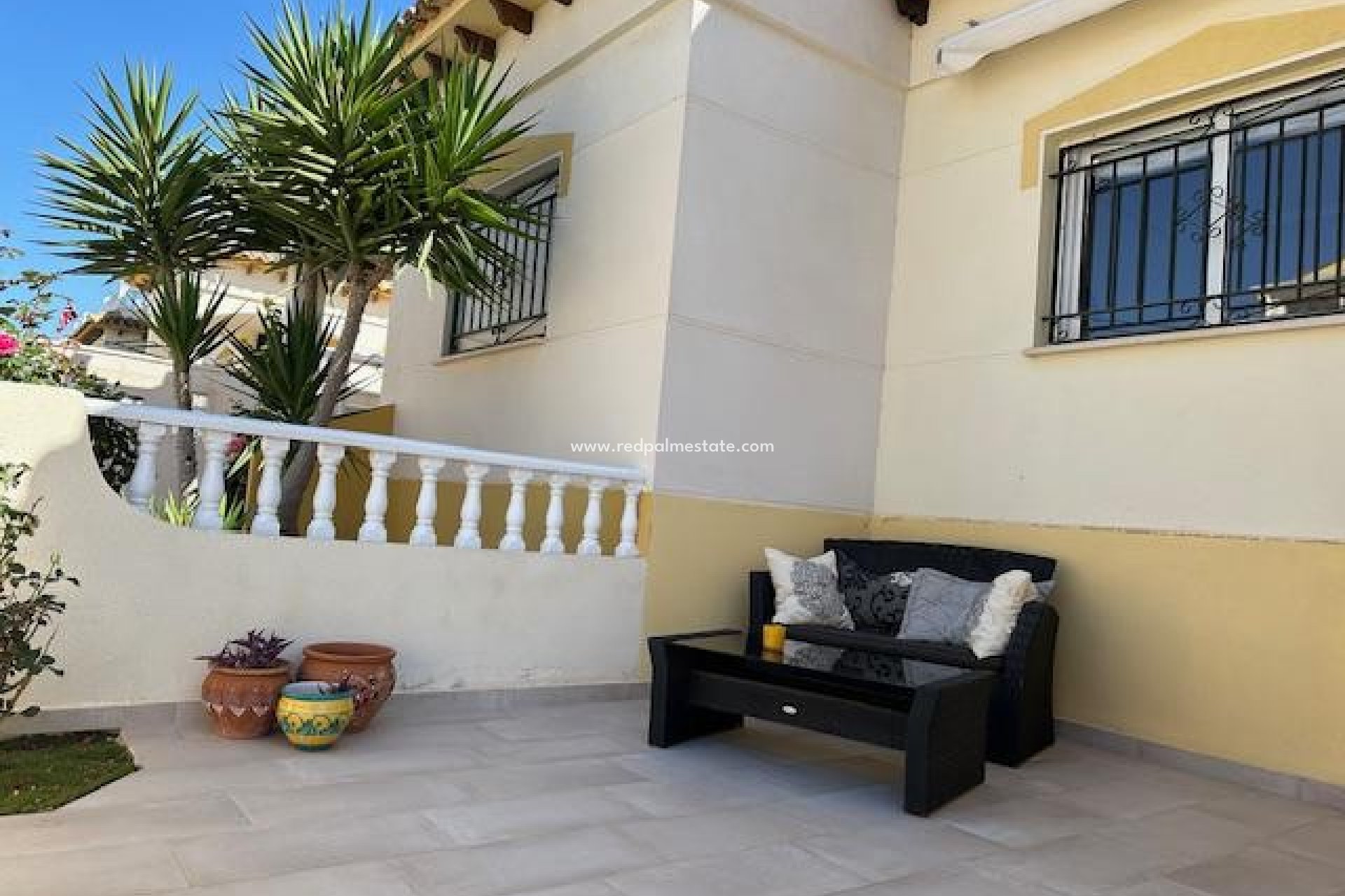 Resale - Villa -
Orihuela Costa - Costa Blanca