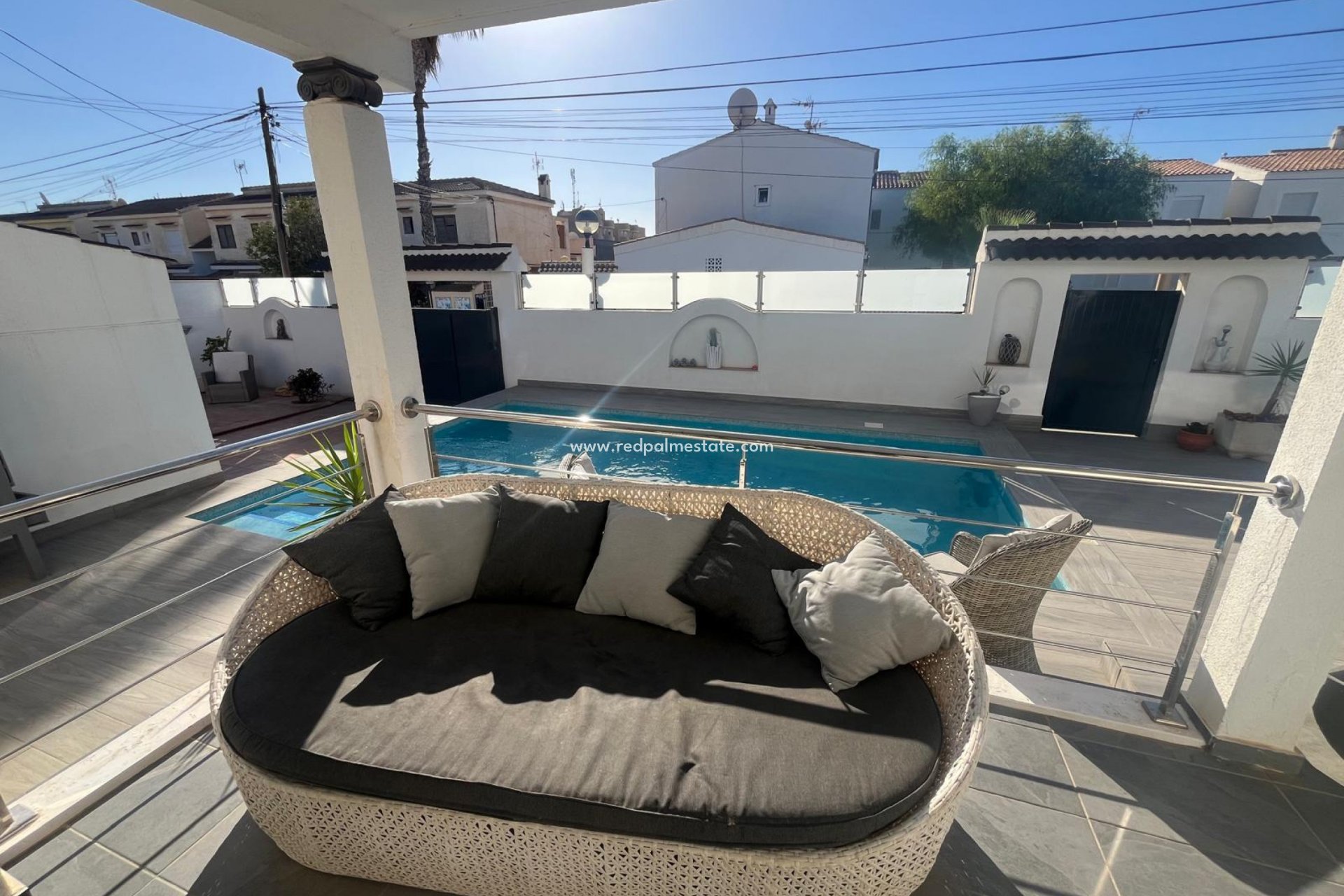 Resale - Villa -
Orihuela Costa - Costa Blanca