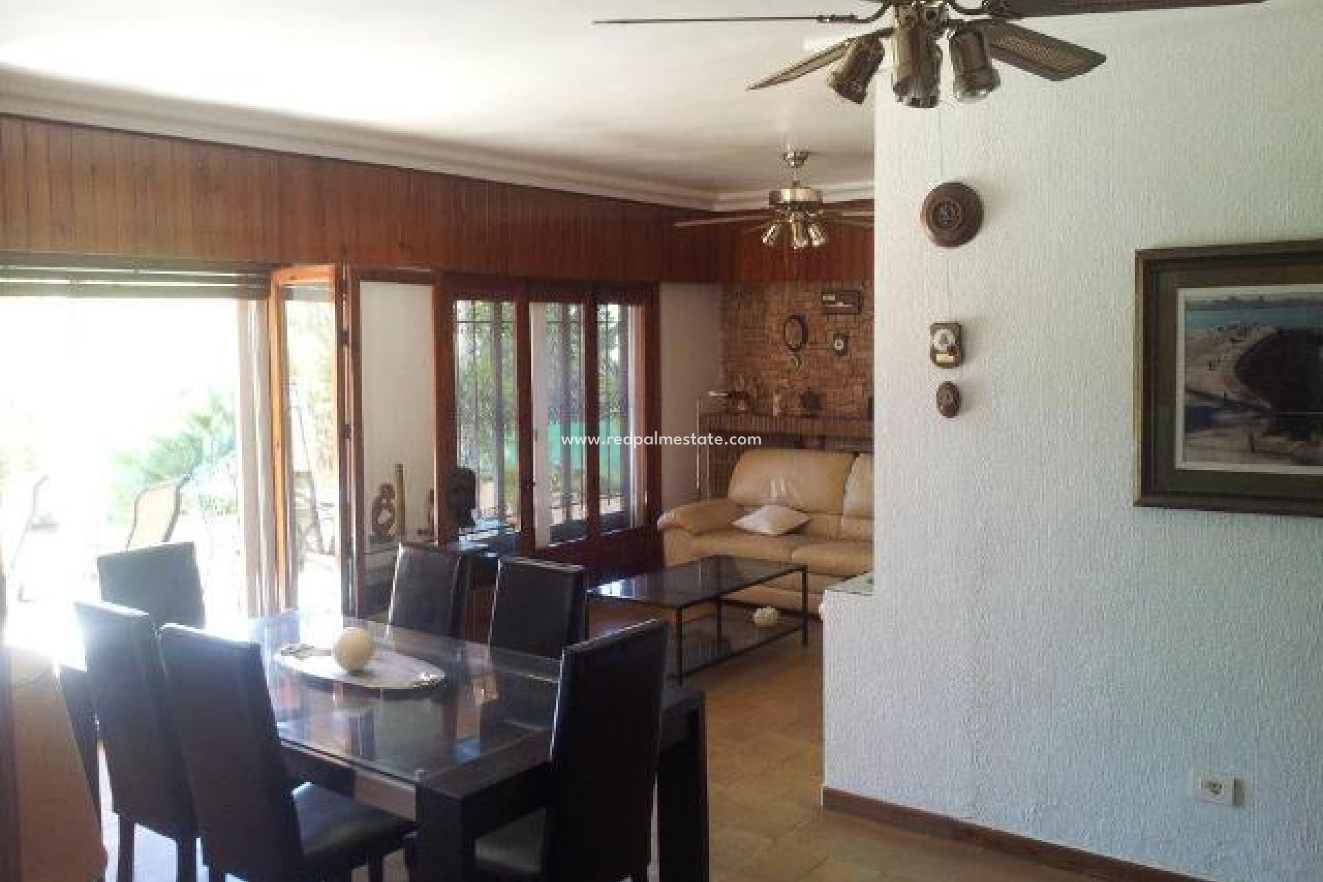 Resale - Villa -
Orihuela Costa - Costa Blanca