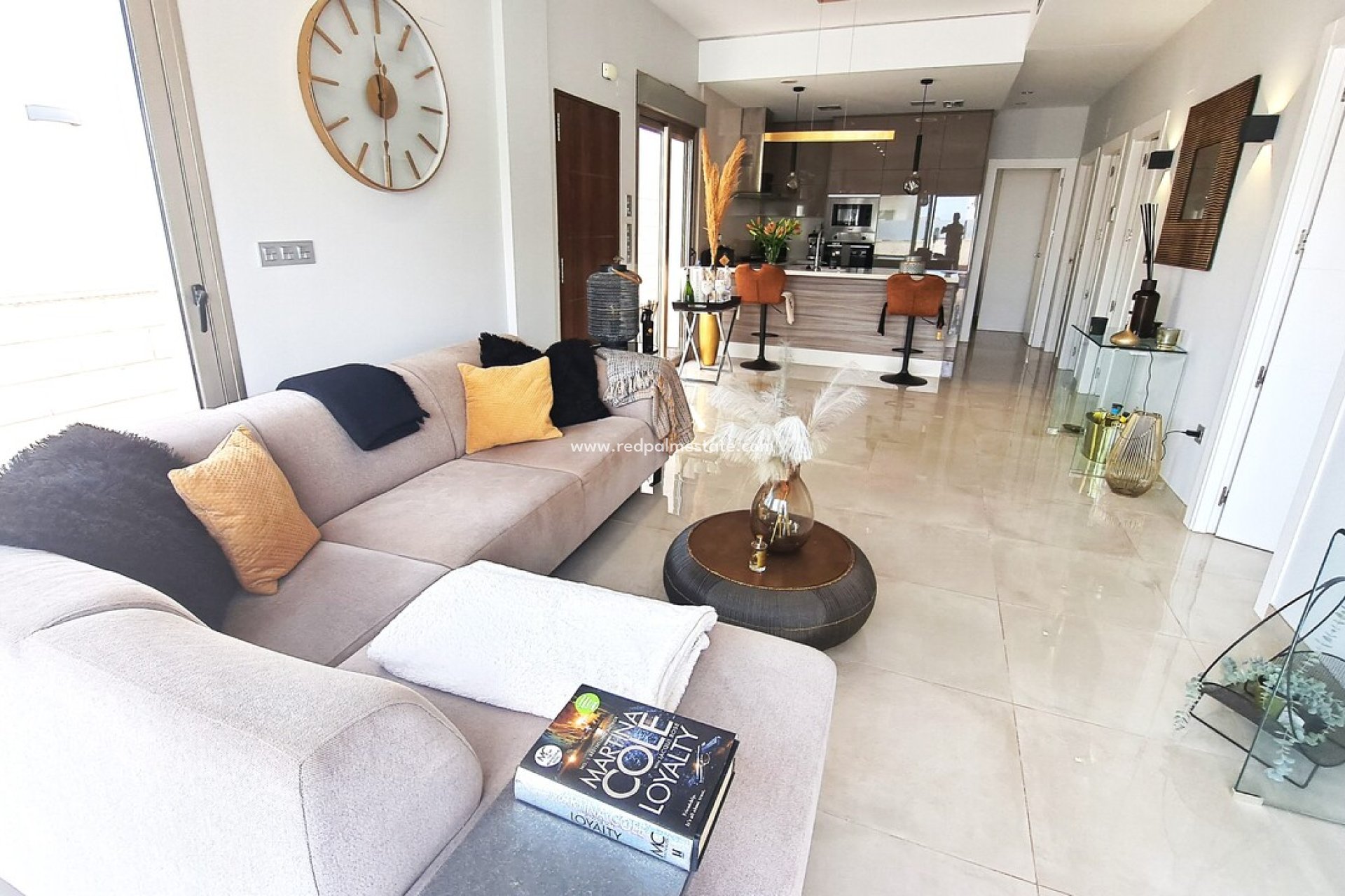 Resale - Villa -
Orihuela Costa - Costa Blanca