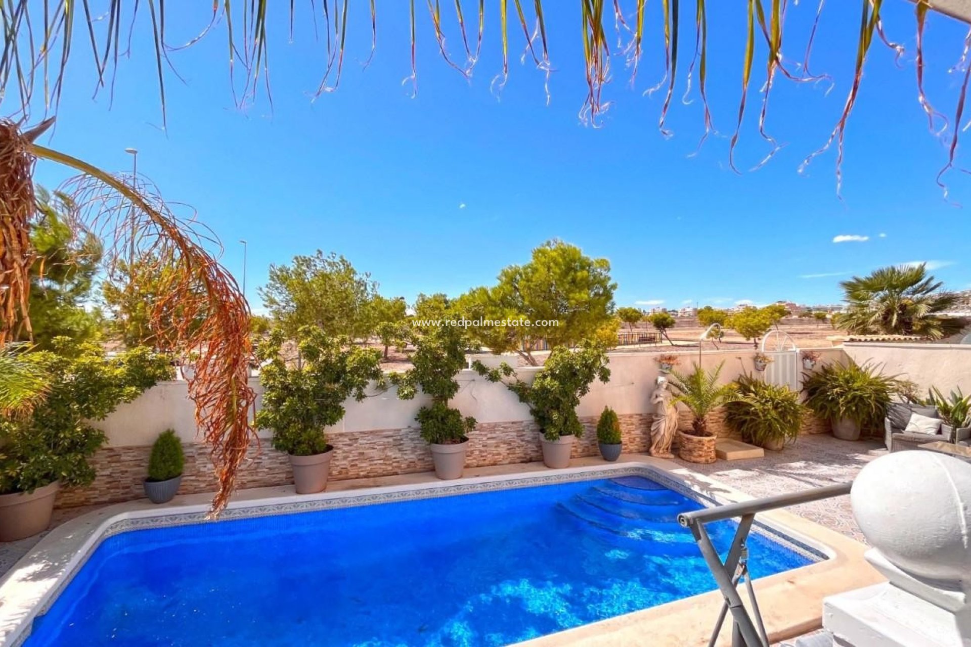 Resale - Villa -
Orihuela Costa - Costa Blanca