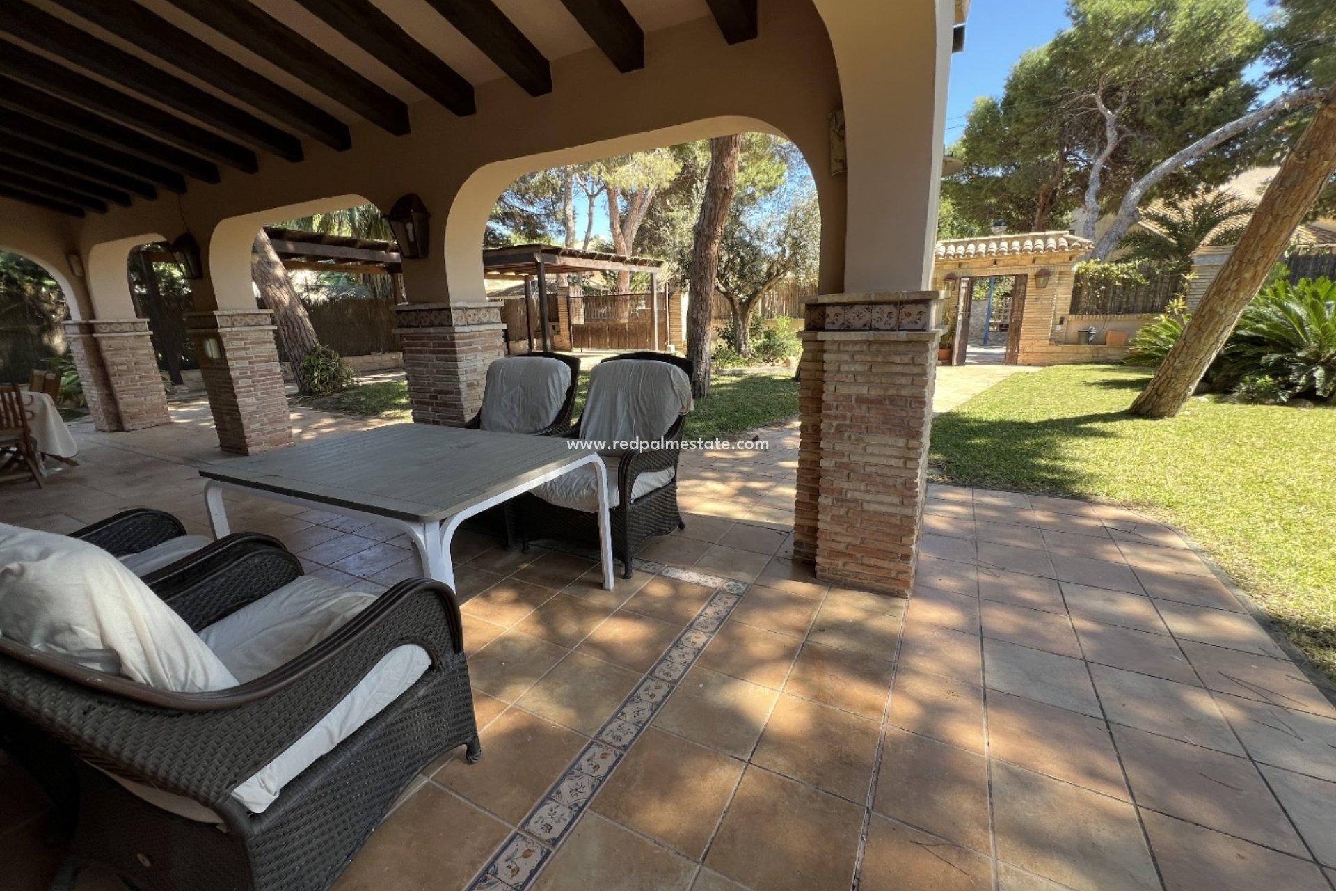 Resale - Villa -
Orihuela Costa - Costa Blanca