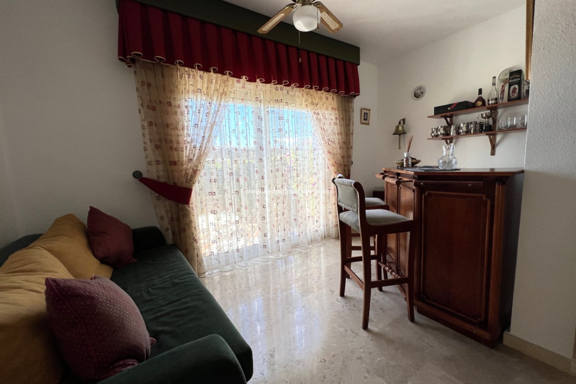 Resale - Villa -
Orihuela Costa - Costa Blanca