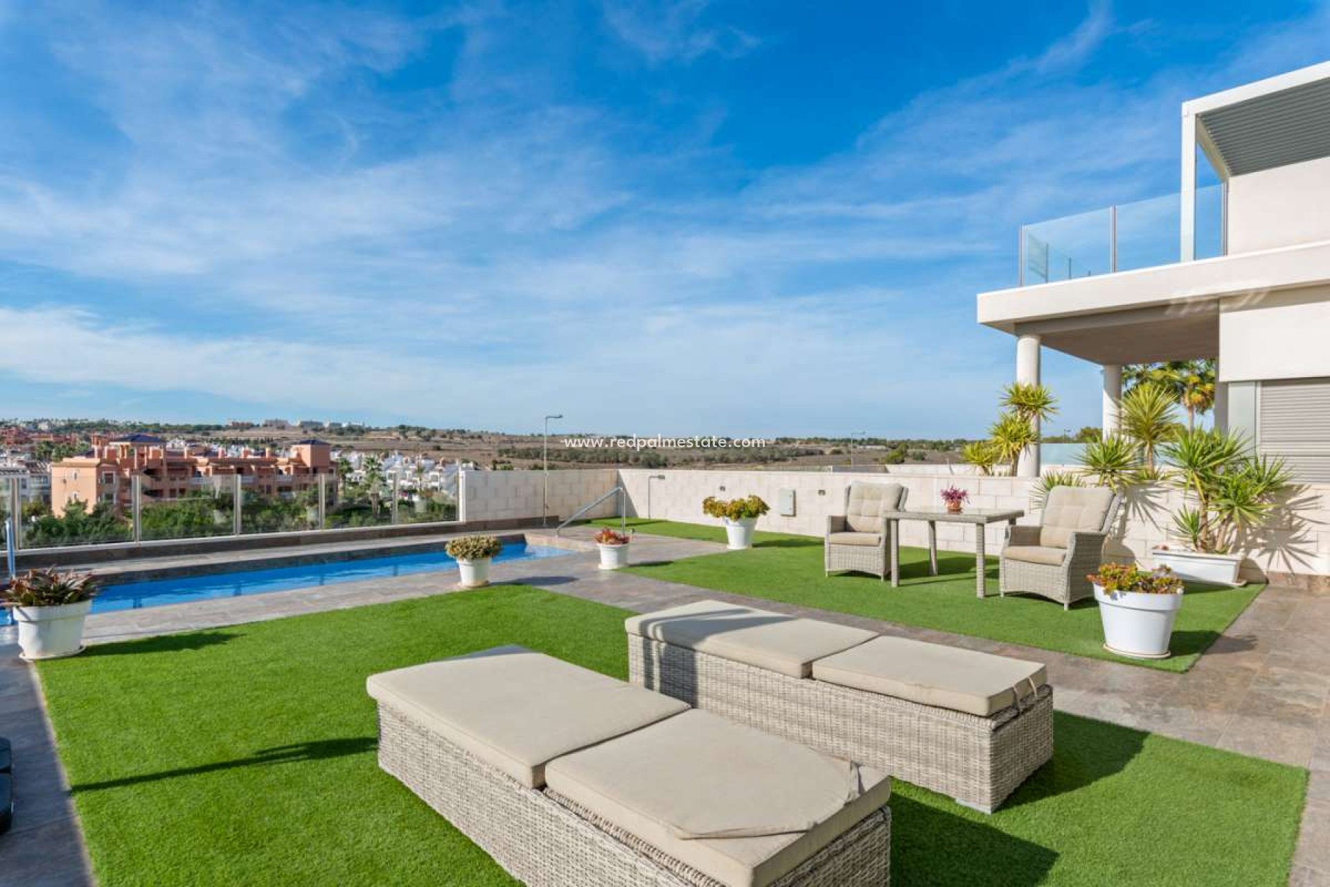 Resale - Villa -
Orihuela Costa - Costa Blanca