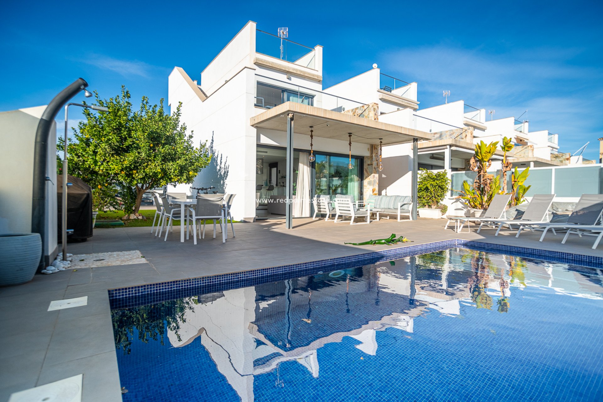 Resale - Villa -
Orihuela Costa - Costa Blanca