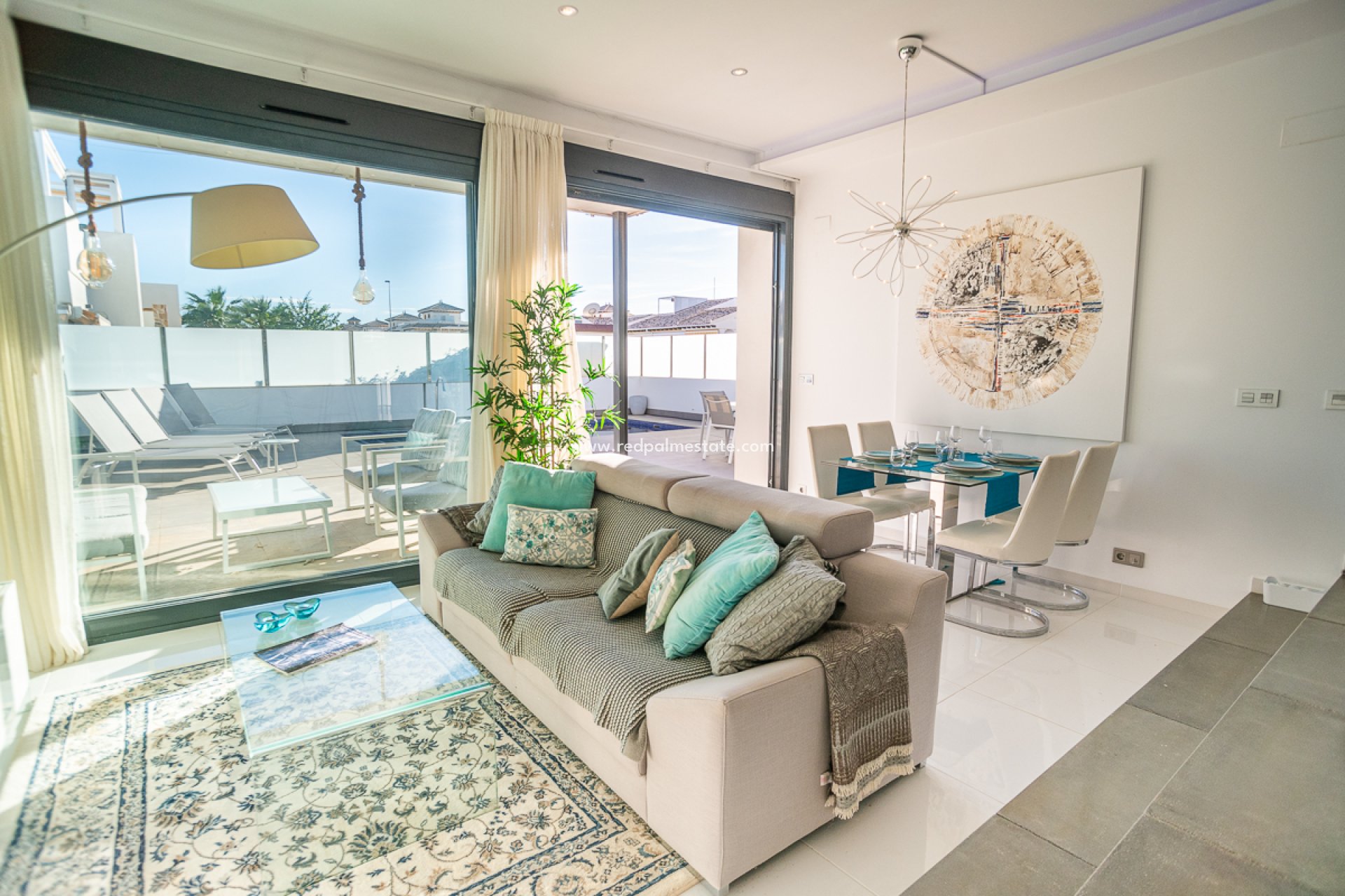 Resale - Villa -
Orihuela Costa - Costa Blanca