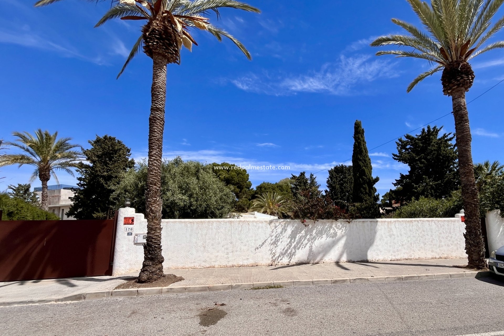Resale - Villa -
Orihuela Costa - Costa Blanca