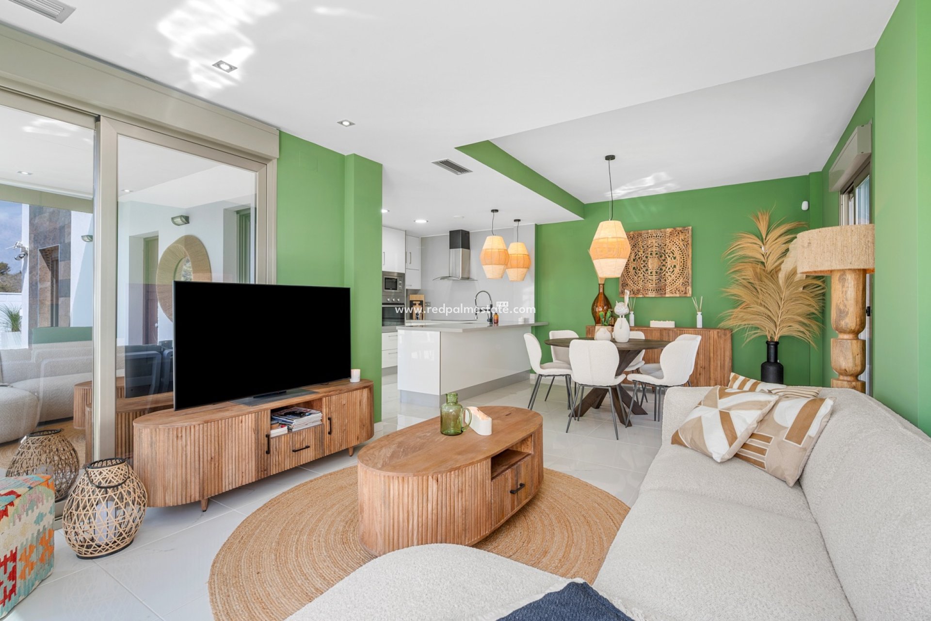 Resale - Villa -
Orihuela Costa - Costa Blanca