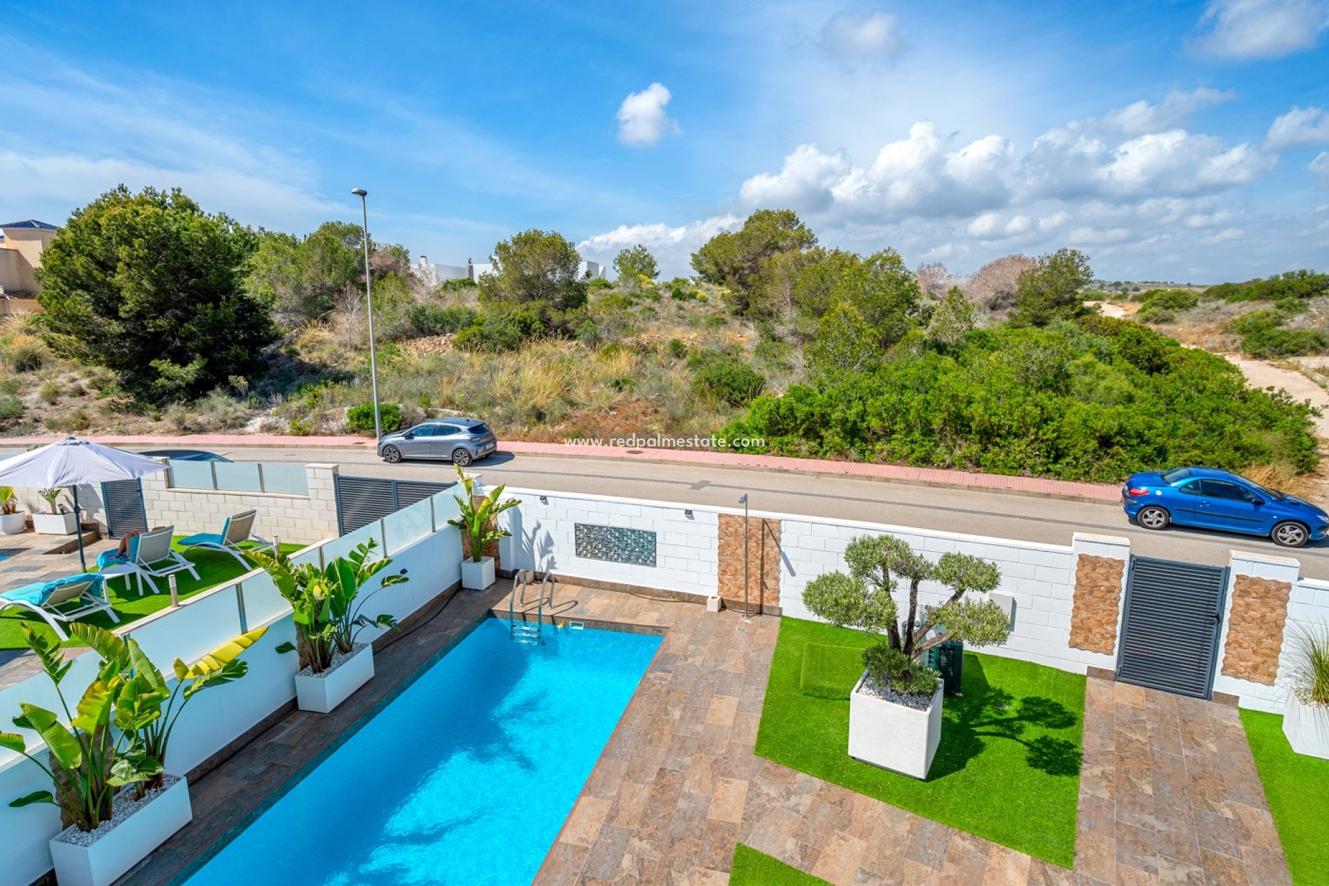 Resale - Villa -
Orihuela Costa - Costa Blanca