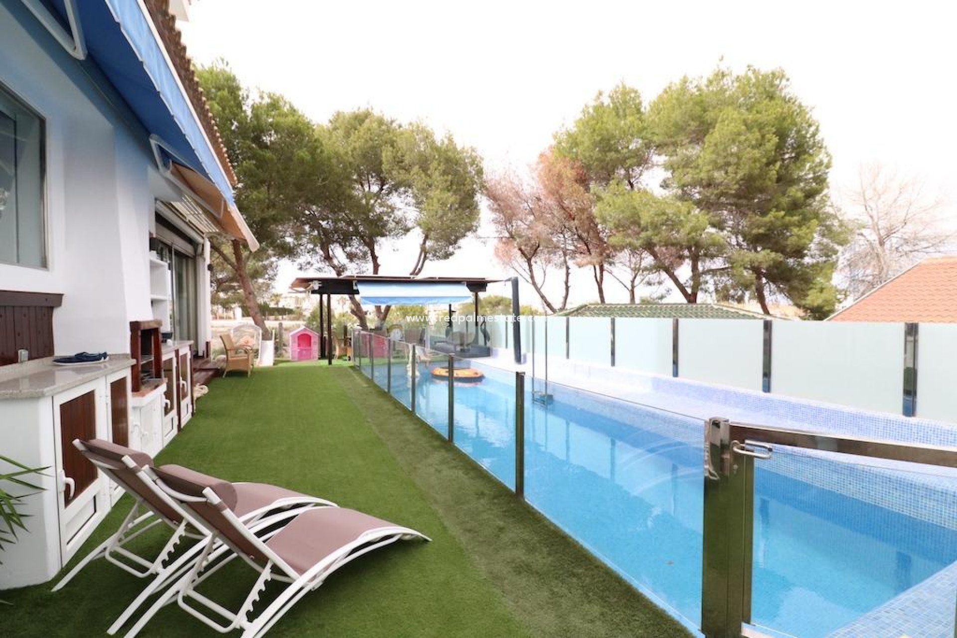 Resale - Villa -
Orihuela Costa - Costa Blanca