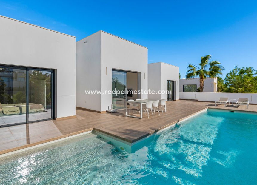 Resale - Villa -
Orihuela Costa - Costa Blanca