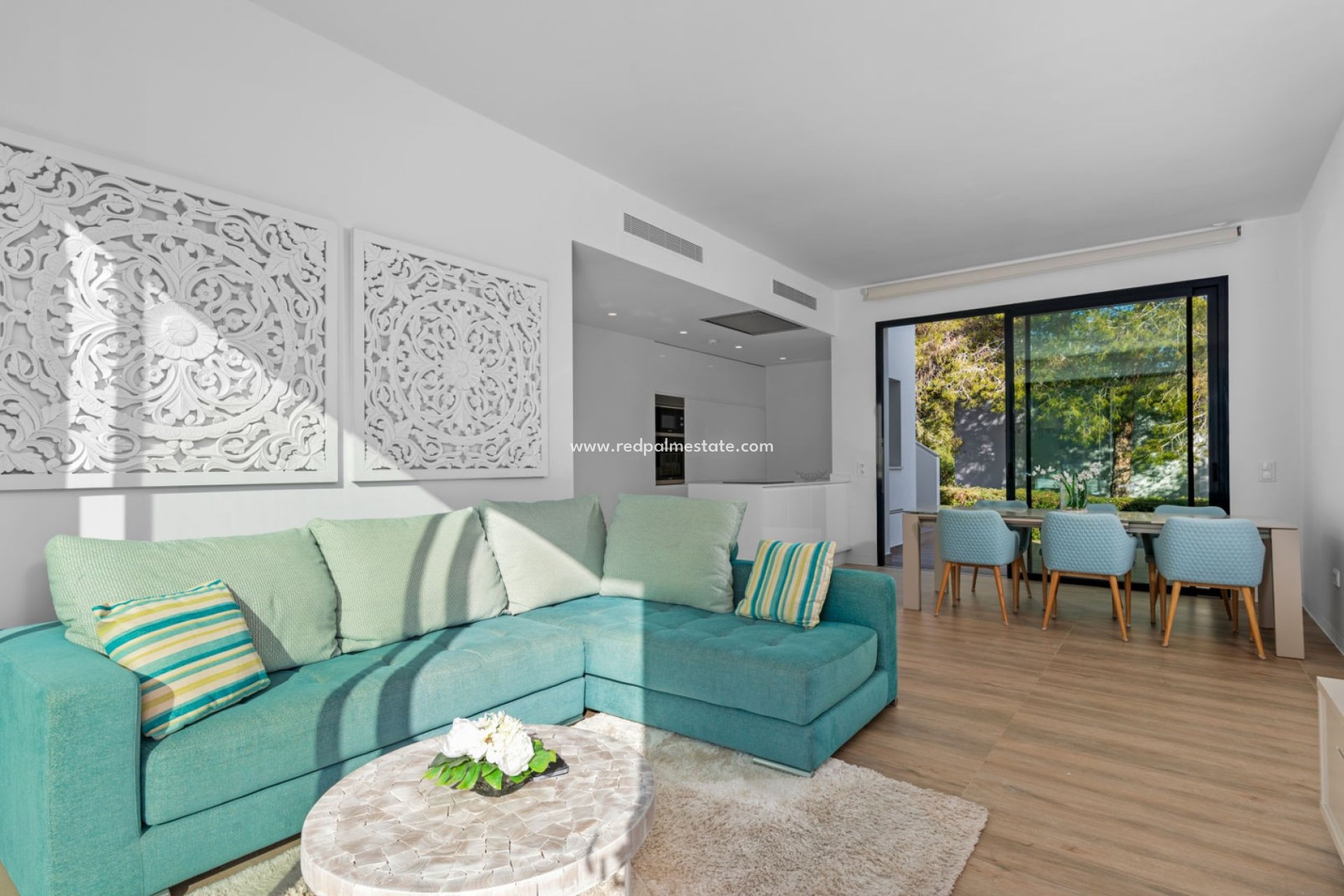 Resale - Villa -
Orihuela Costa - Costa Blanca