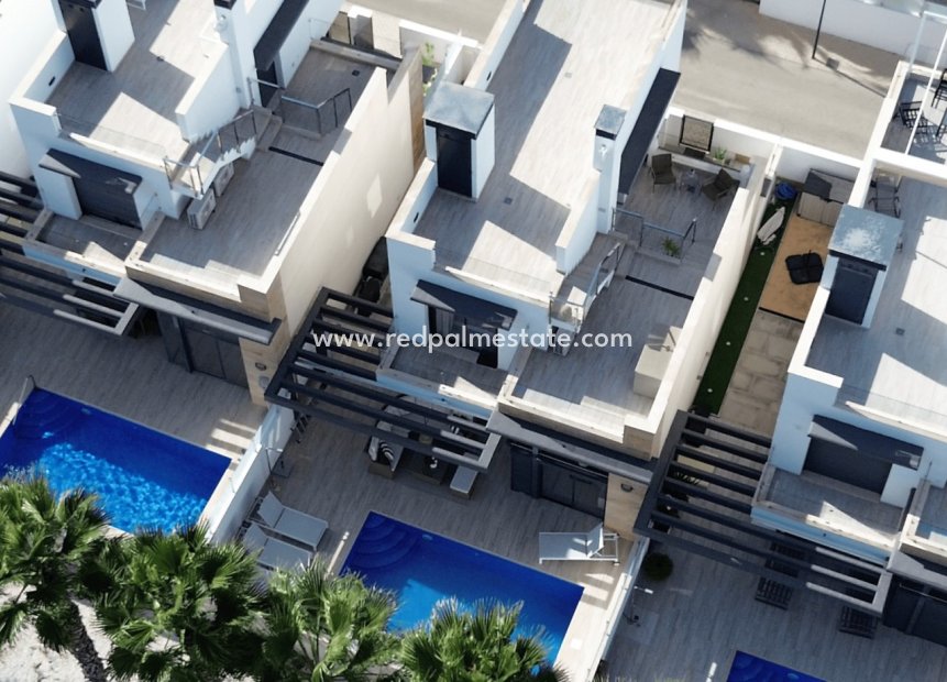 Resale - Villa -
Orihuela Costa - Costa Blanca