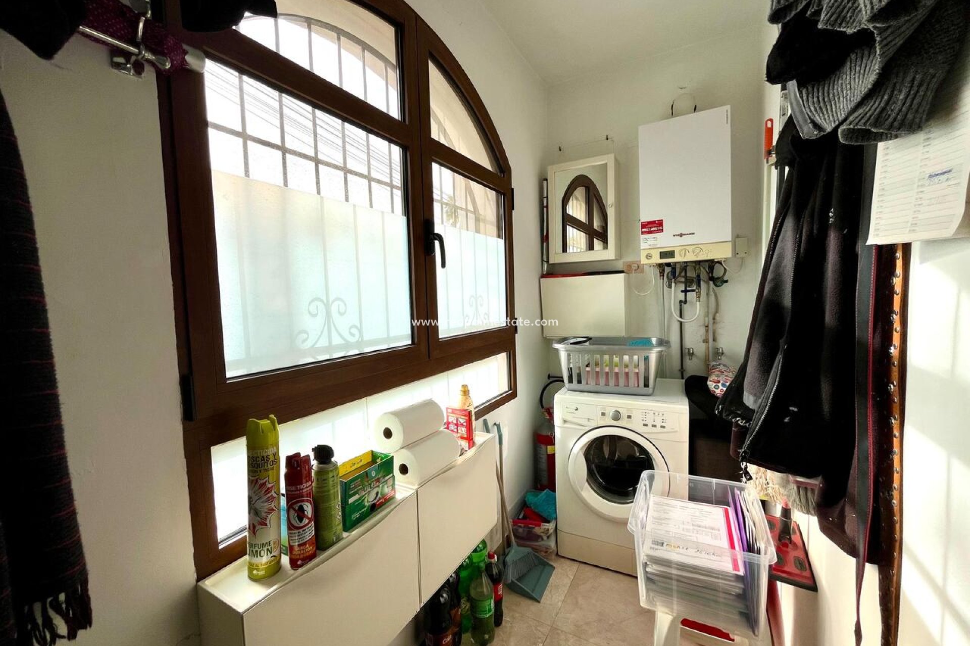 Resale - Villa -
Orihuela Costa - Costa Blanca