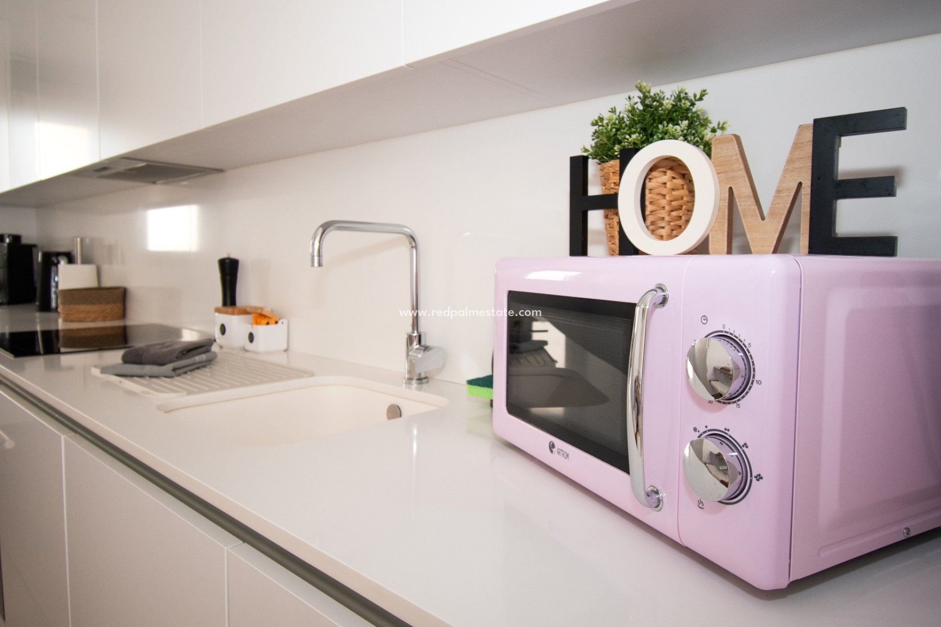 Resale - Villa -
Orihuela Costa - Costa Blanca