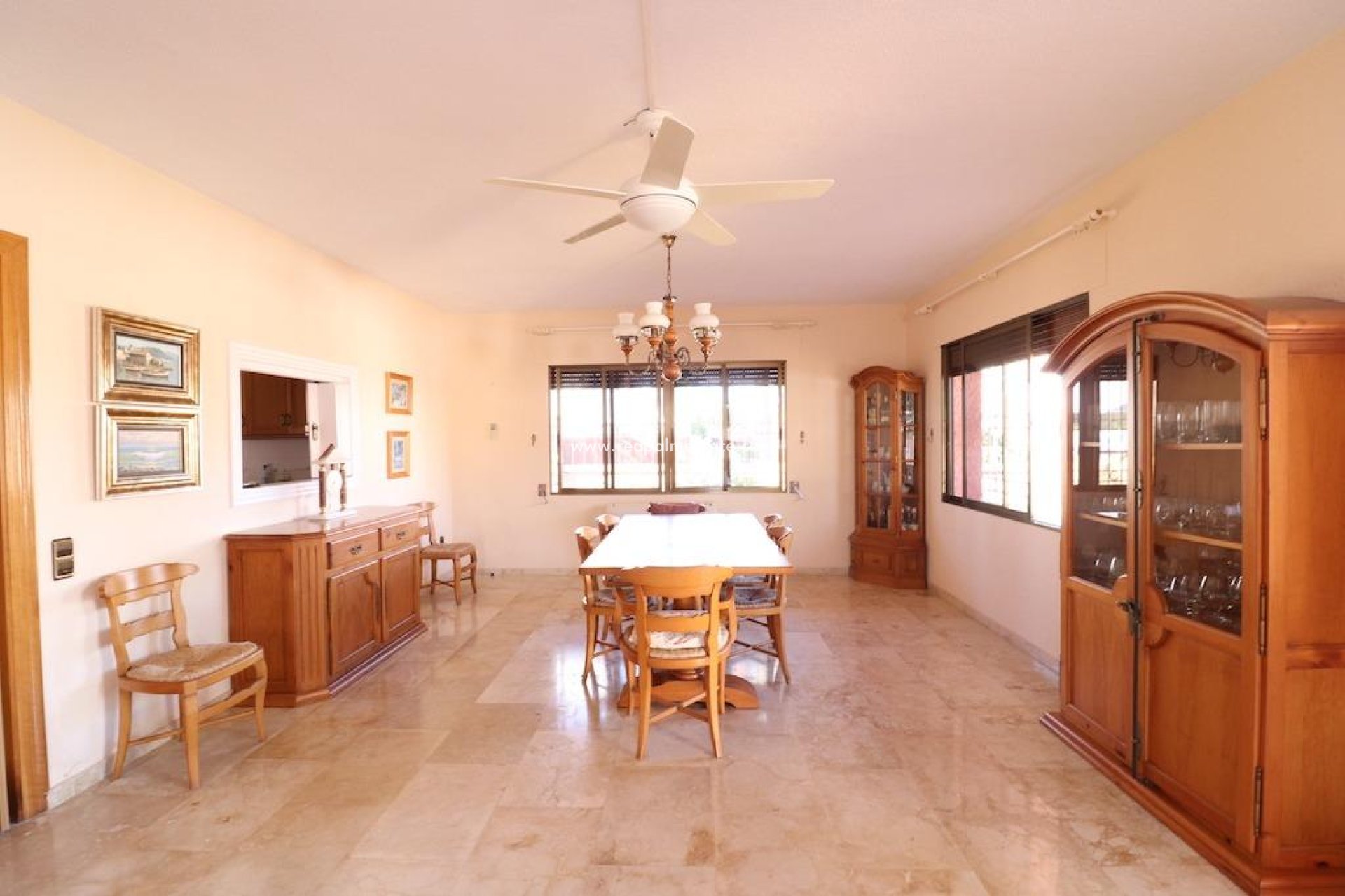 Resale - Villa -
Orihuela Costa - Costa Blanca
