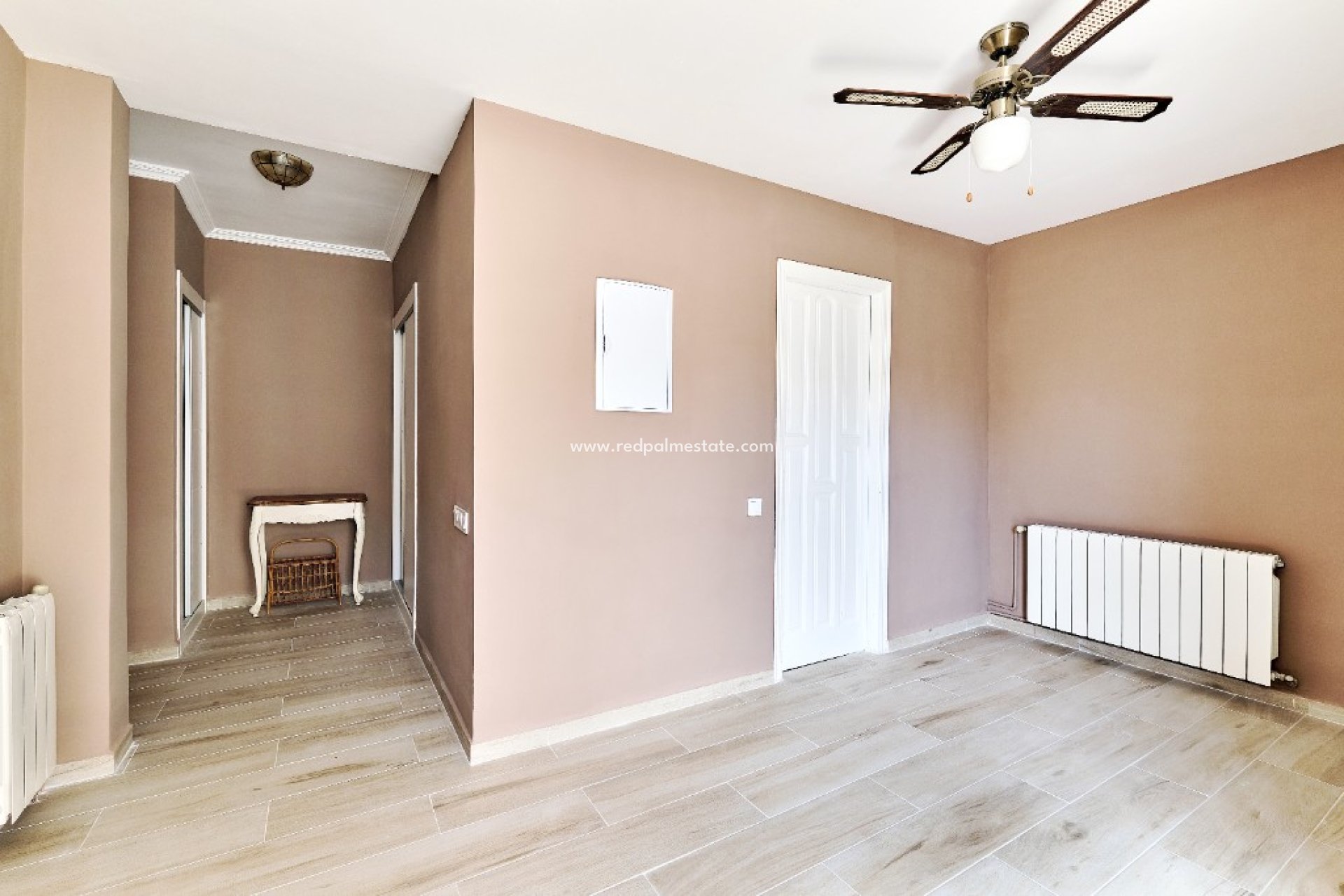 Resale - Villa -
Orihuela Costa - Dehesa de campoamor