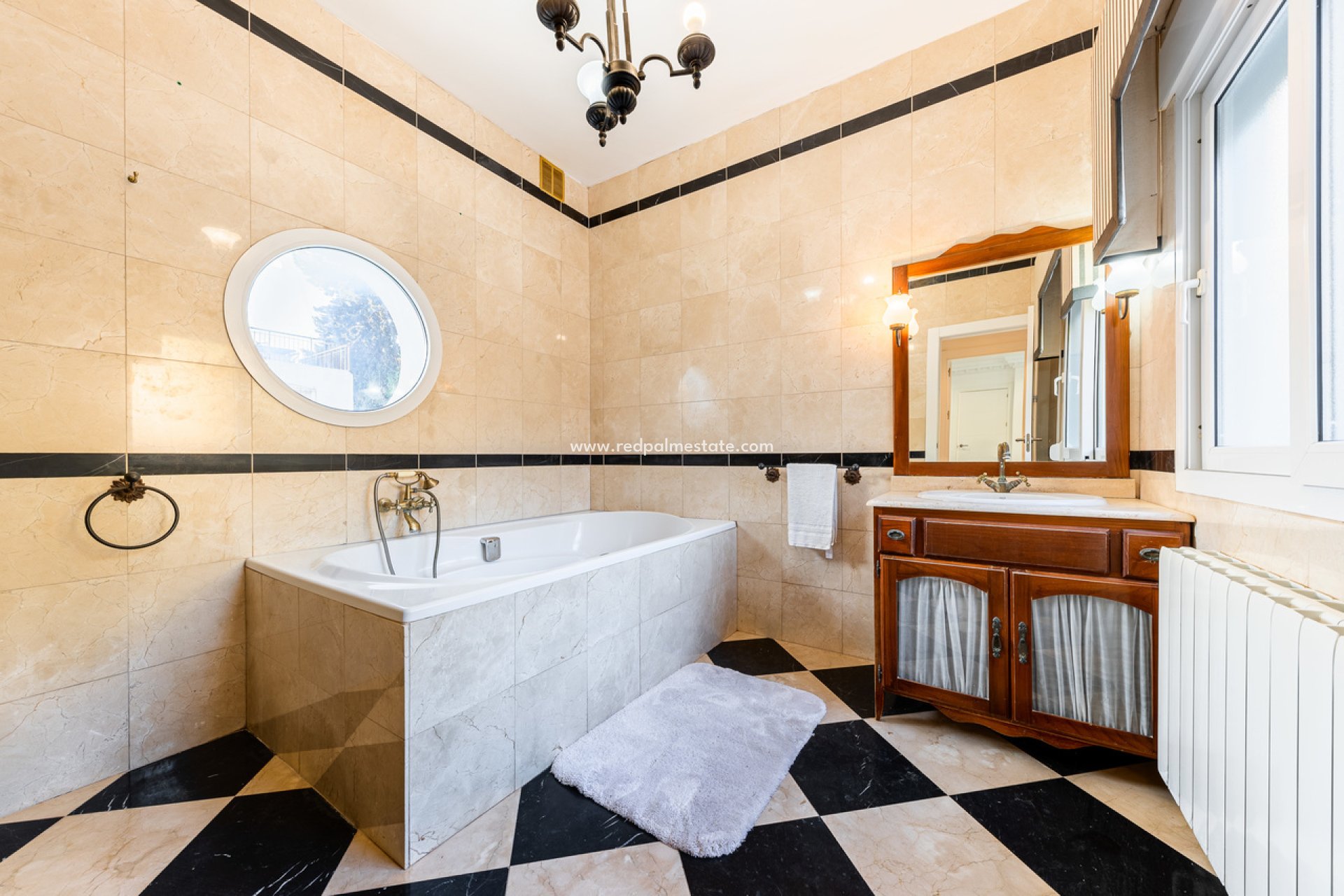 Resale - Villa -
Orihuela Costa - Dehesa de campoamor