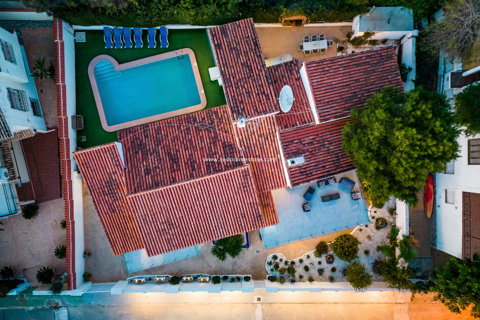 Resale - Villa -
Orihuela Costa - Dehesa de campoamor