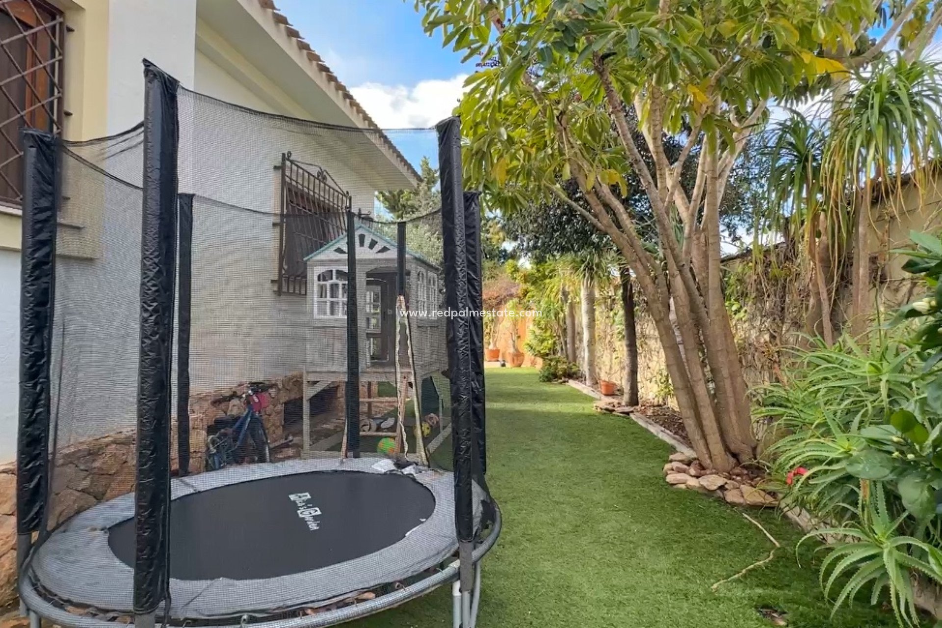 Resale - Villa -
Orihuela Costa - Dehesa de campoamor