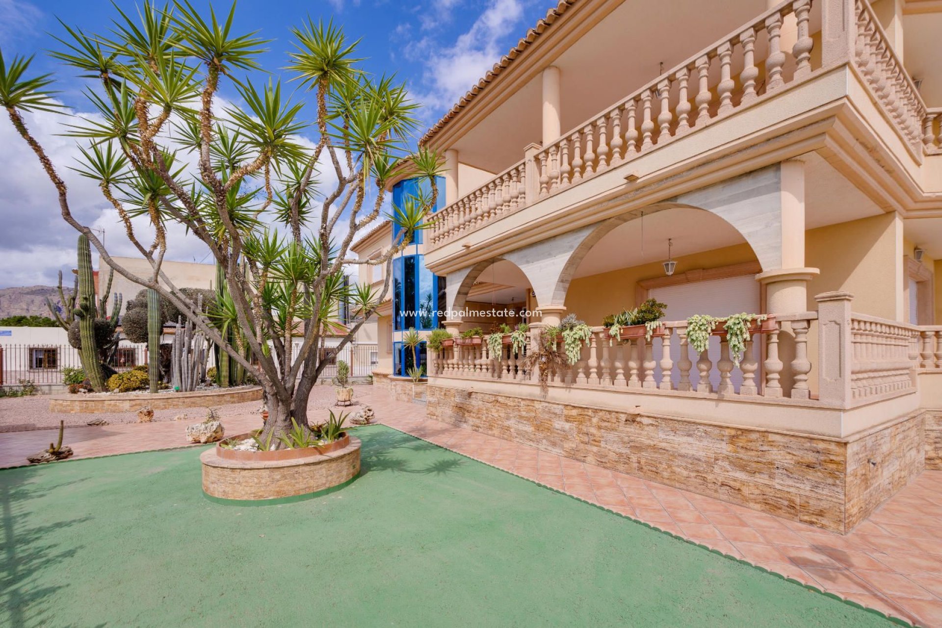 Resale - Villa -
Orihuela Costa - Hurchillo