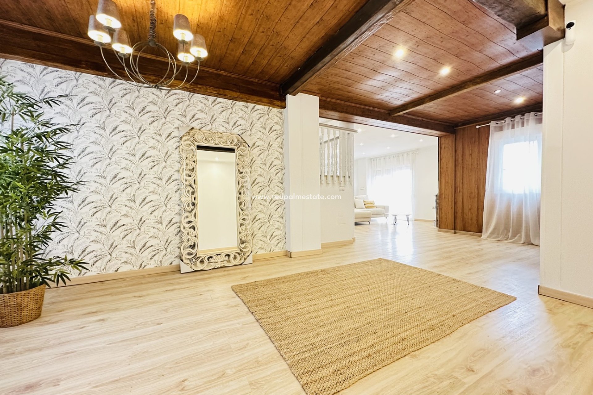 Resale - Villa -
Orihuela Costa - Inland