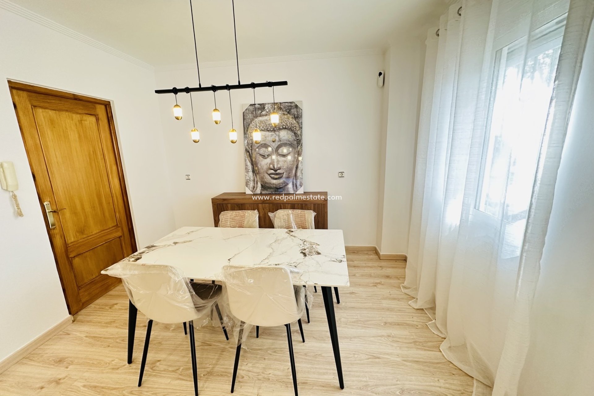 Resale - Villa -
Orihuela Costa - Inland