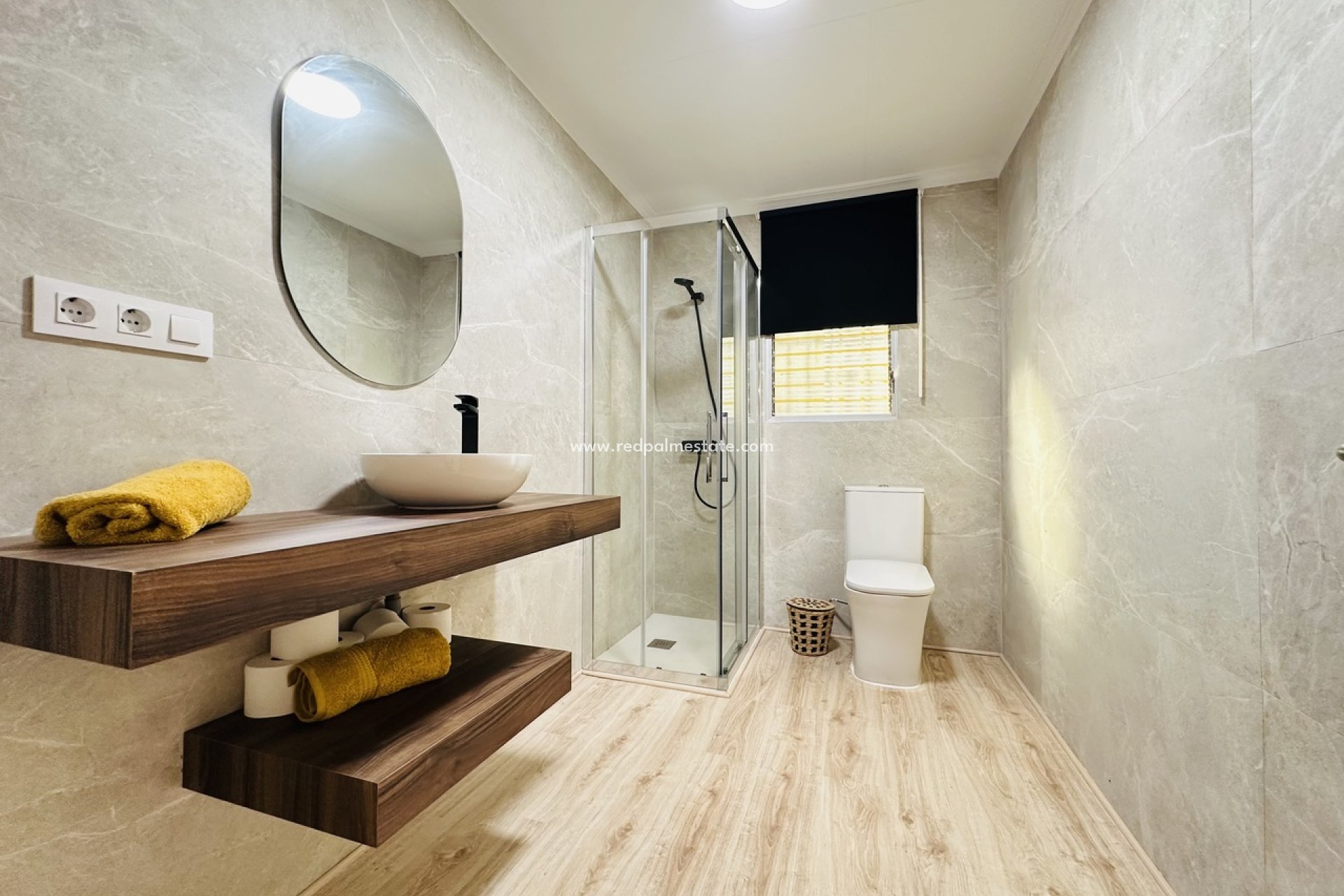 Resale - Villa -
Orihuela Costa - Inland