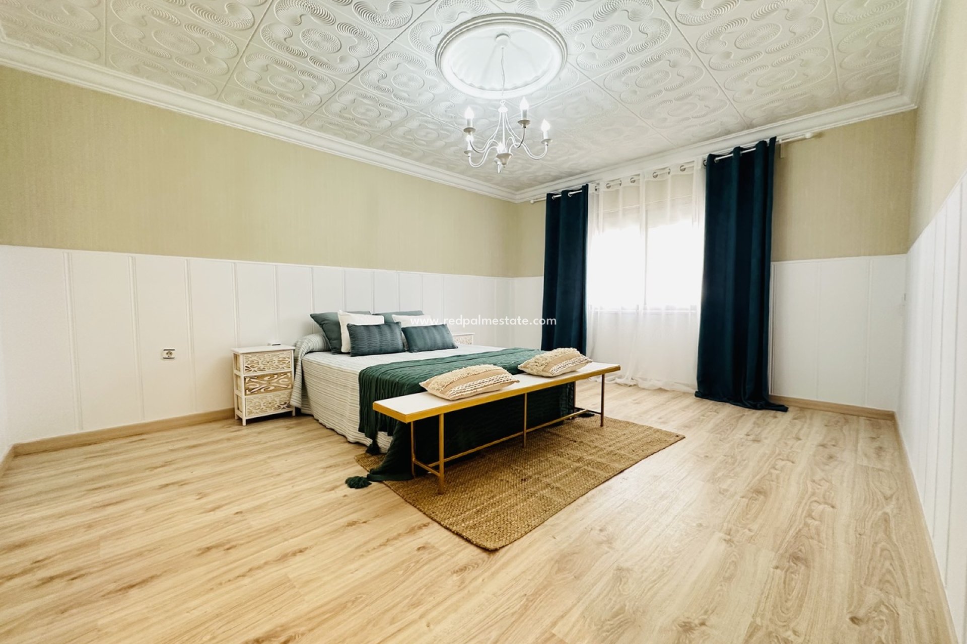 Resale - Villa -
Orihuela Costa - Inland