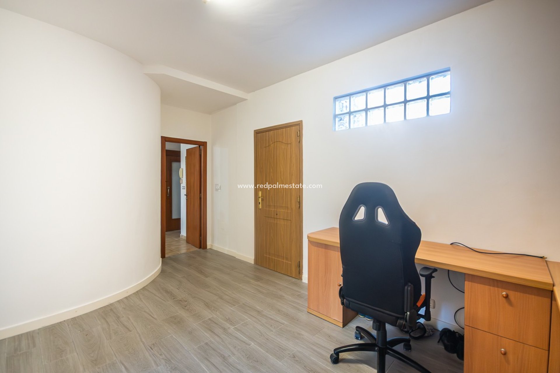 Resale - Villa -
Orihuela Costa - Inland