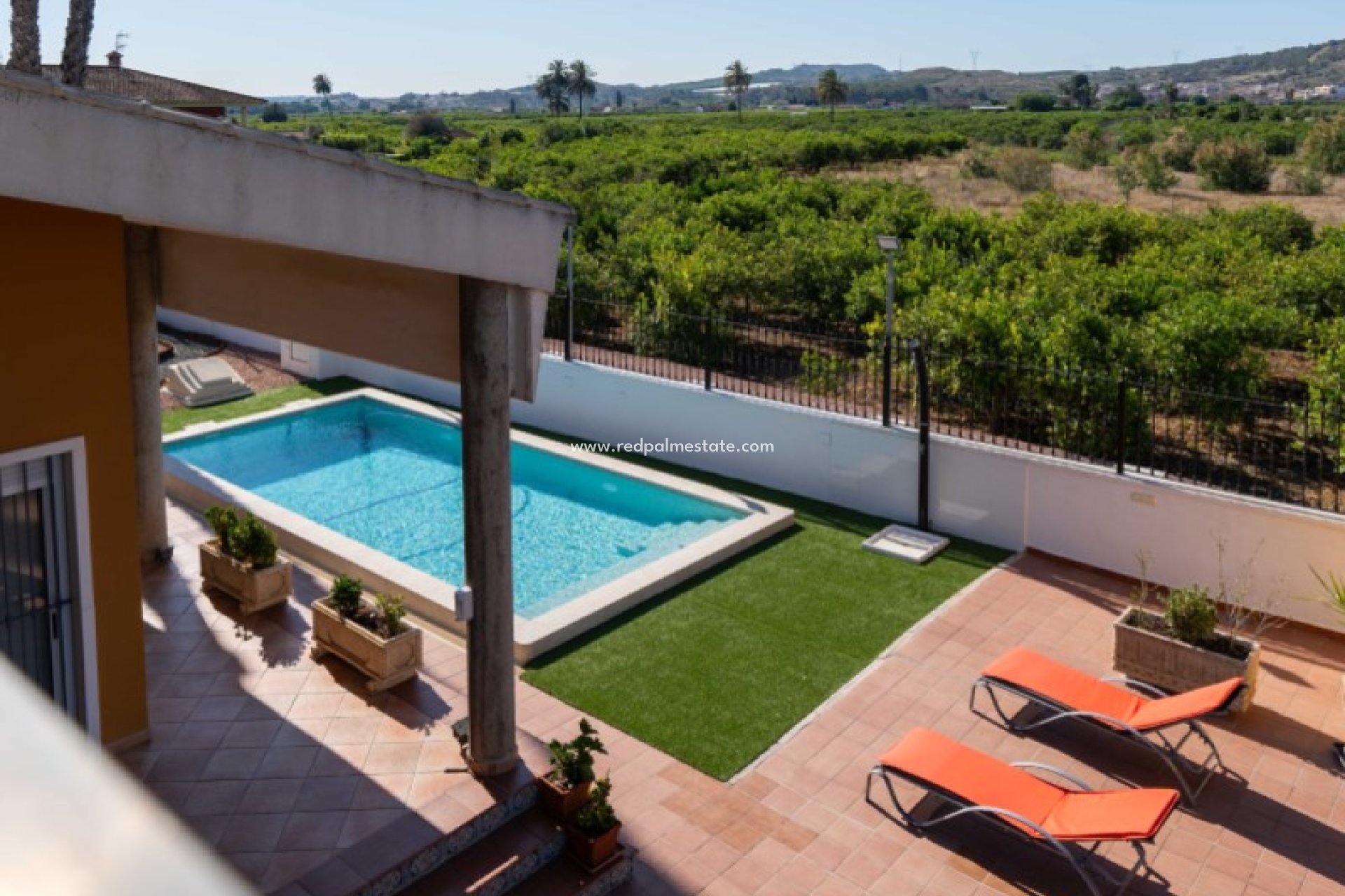 Resale - Villa -
Orihuela Costa - Inland