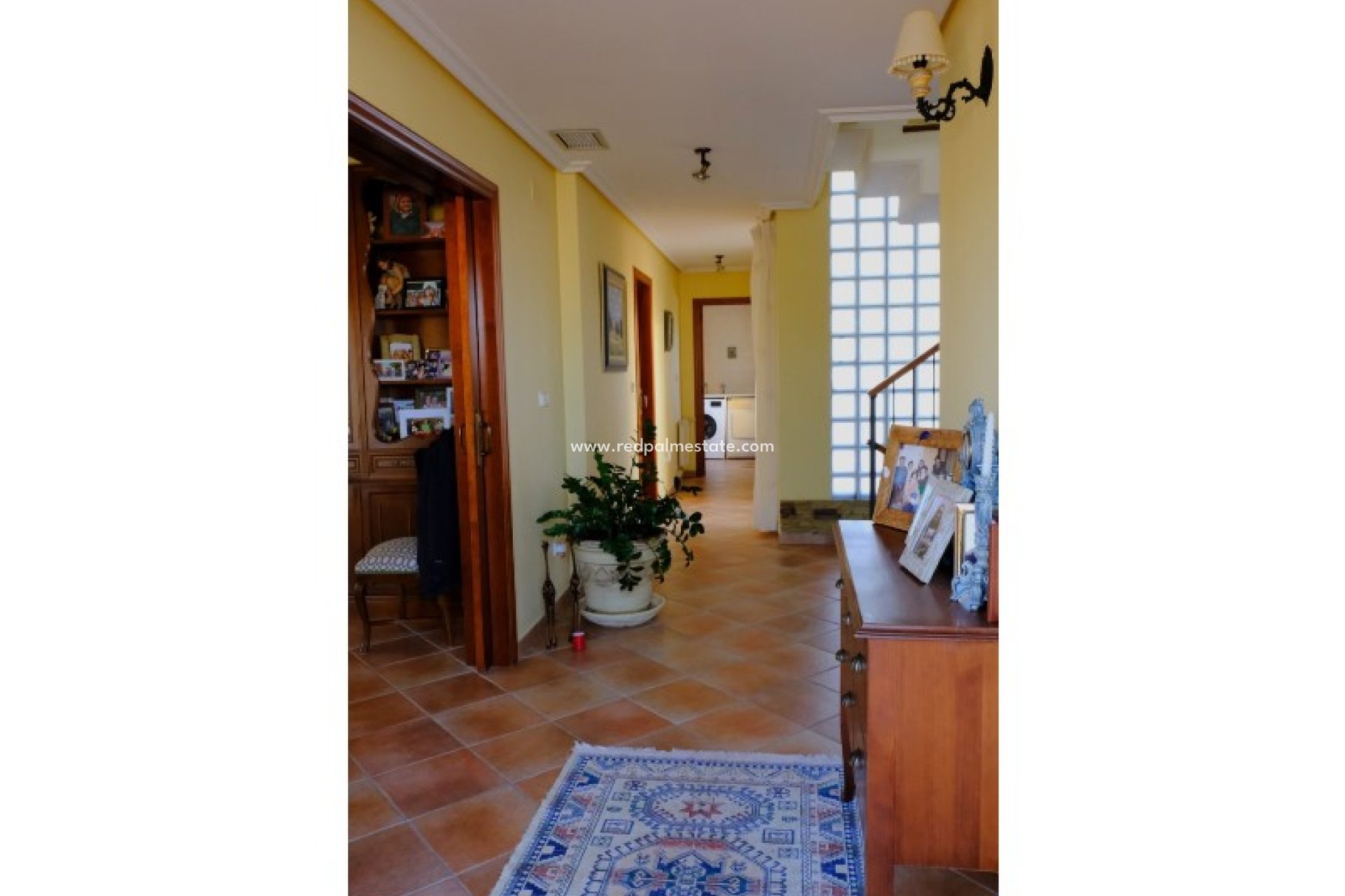 Resale - Villa -
Orihuela Costa - Inland