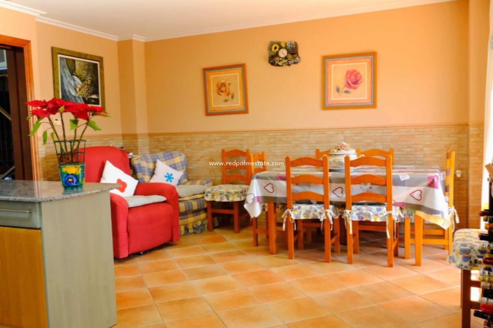 Resale - Villa -
Orihuela Costa - Inland