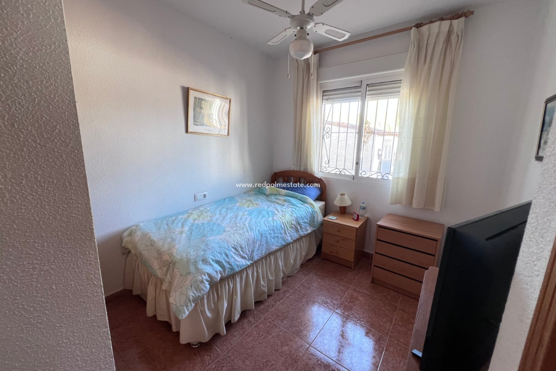 Resale - Villa -
Orihuela Costa - Inland