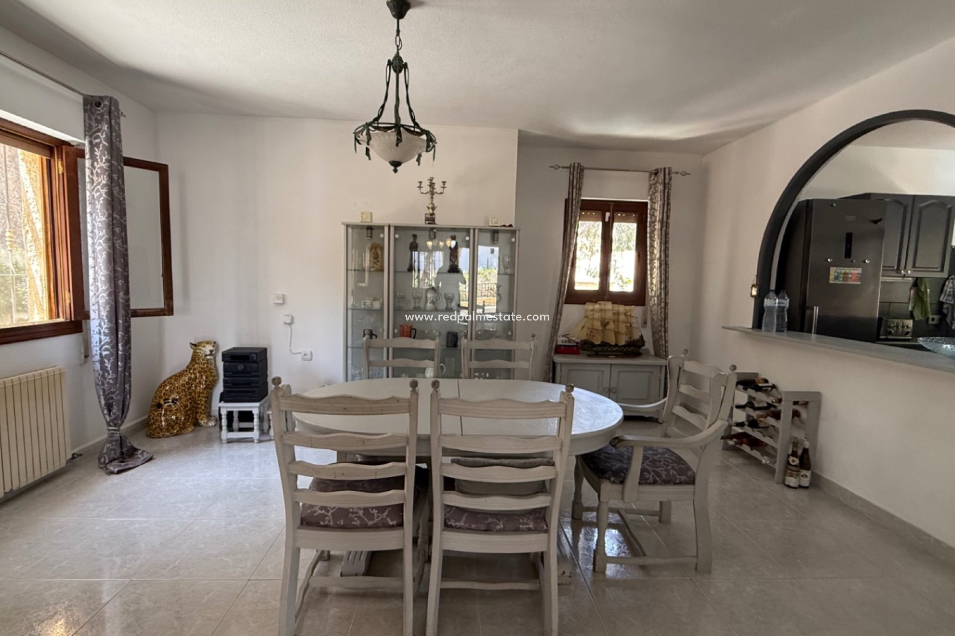 Resale - Villa -
Orihuela Costa - Inland