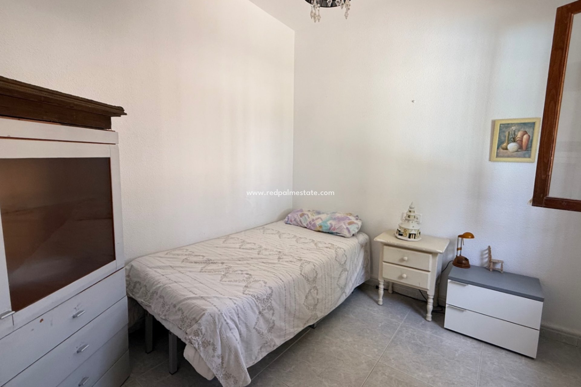 Resale - Villa -
Orihuela Costa - Inland