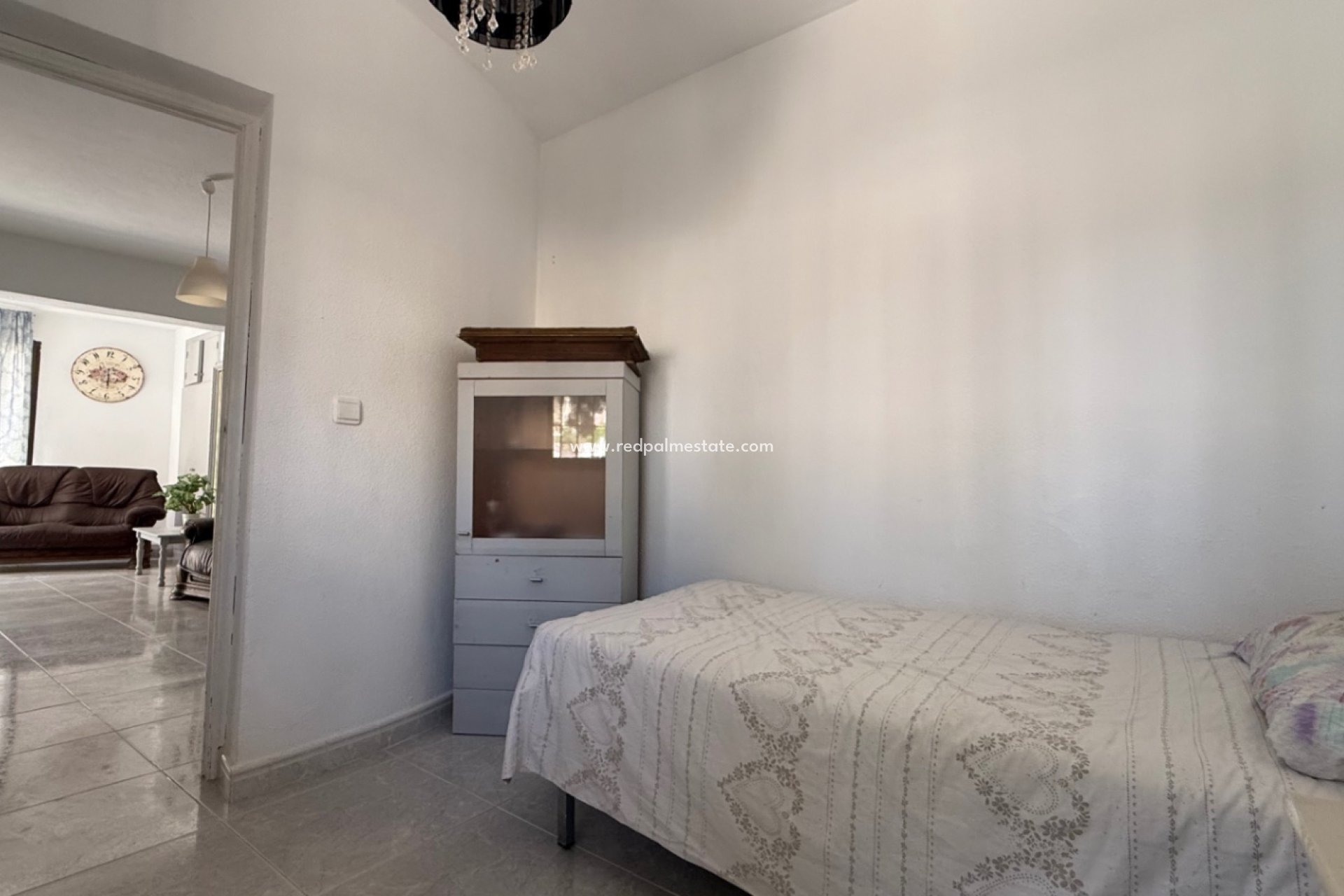 Resale - Villa -
Orihuela Costa - Inland