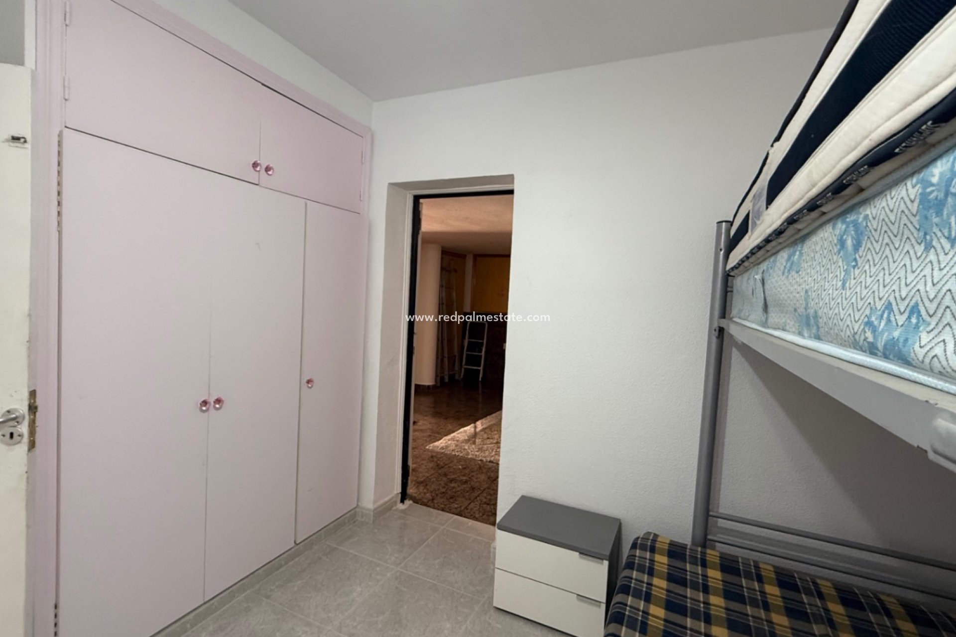 Resale - Villa -
Orihuela Costa - Inland