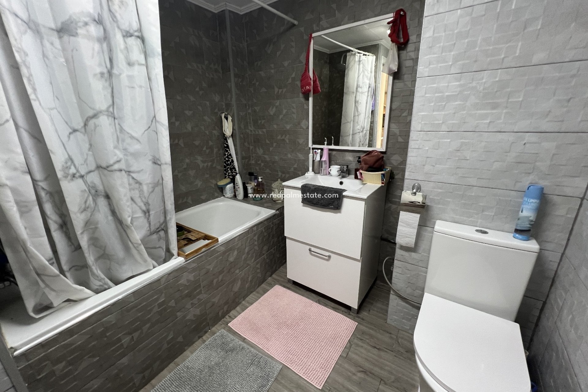 Resale - Villa -
Orihuela Costa - Inland