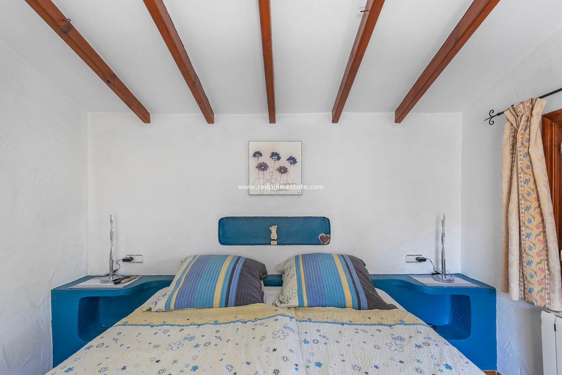 Resale - Villa -
Orihuela Costa - Inland