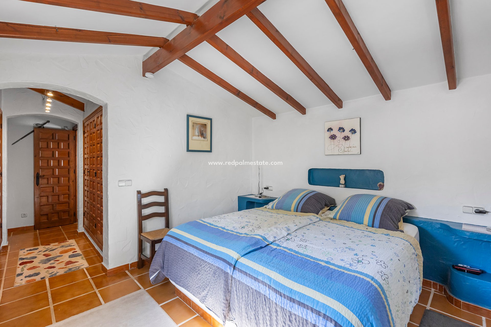 Resale - Villa -
Orihuela Costa - Inland
