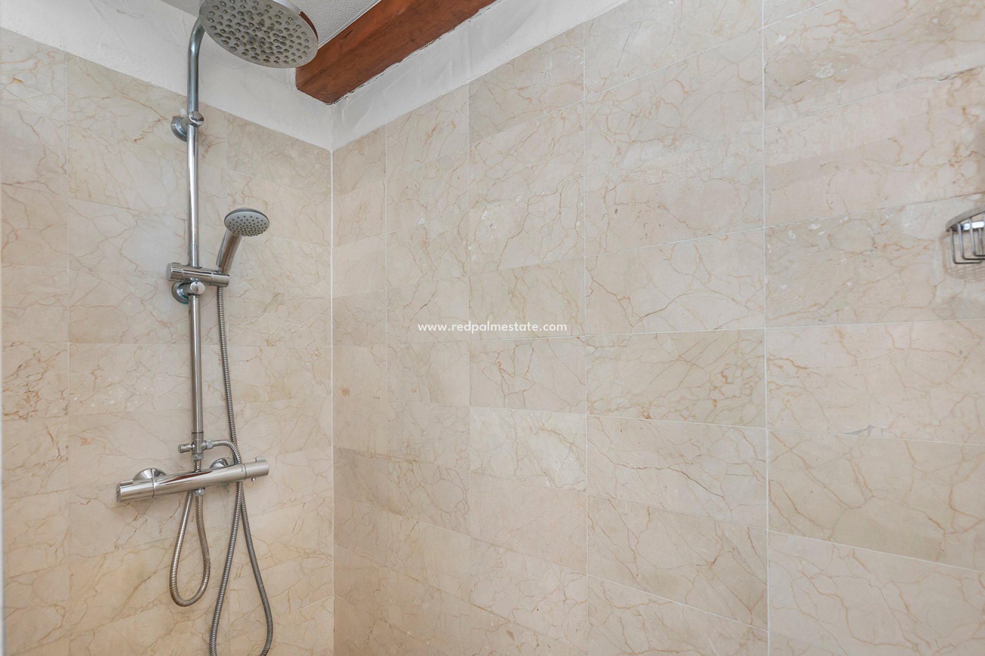 Resale - Villa -
Orihuela Costa - Inland
