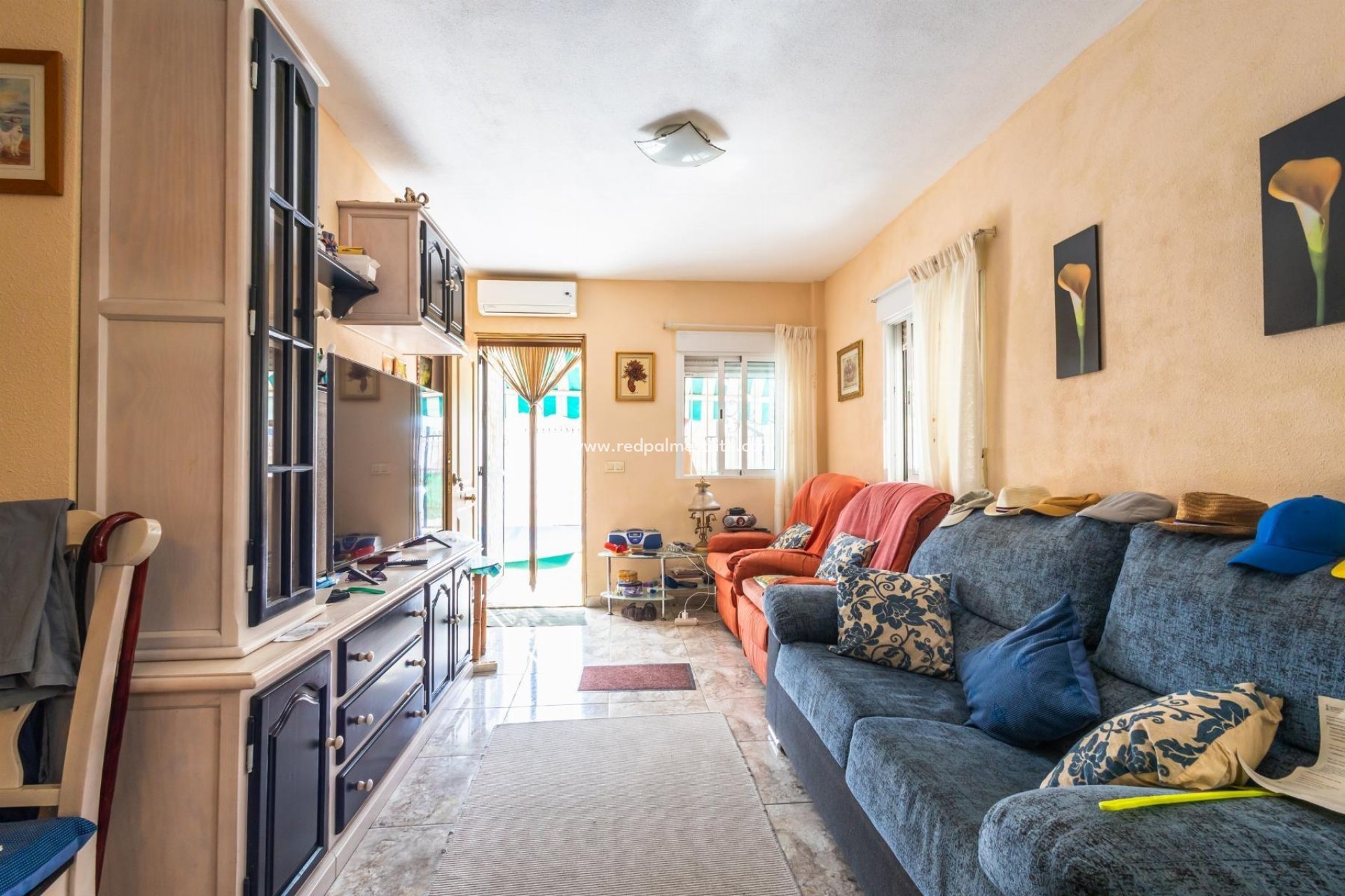 Resale - Villa -
Orihuela Costa - La Aparecida