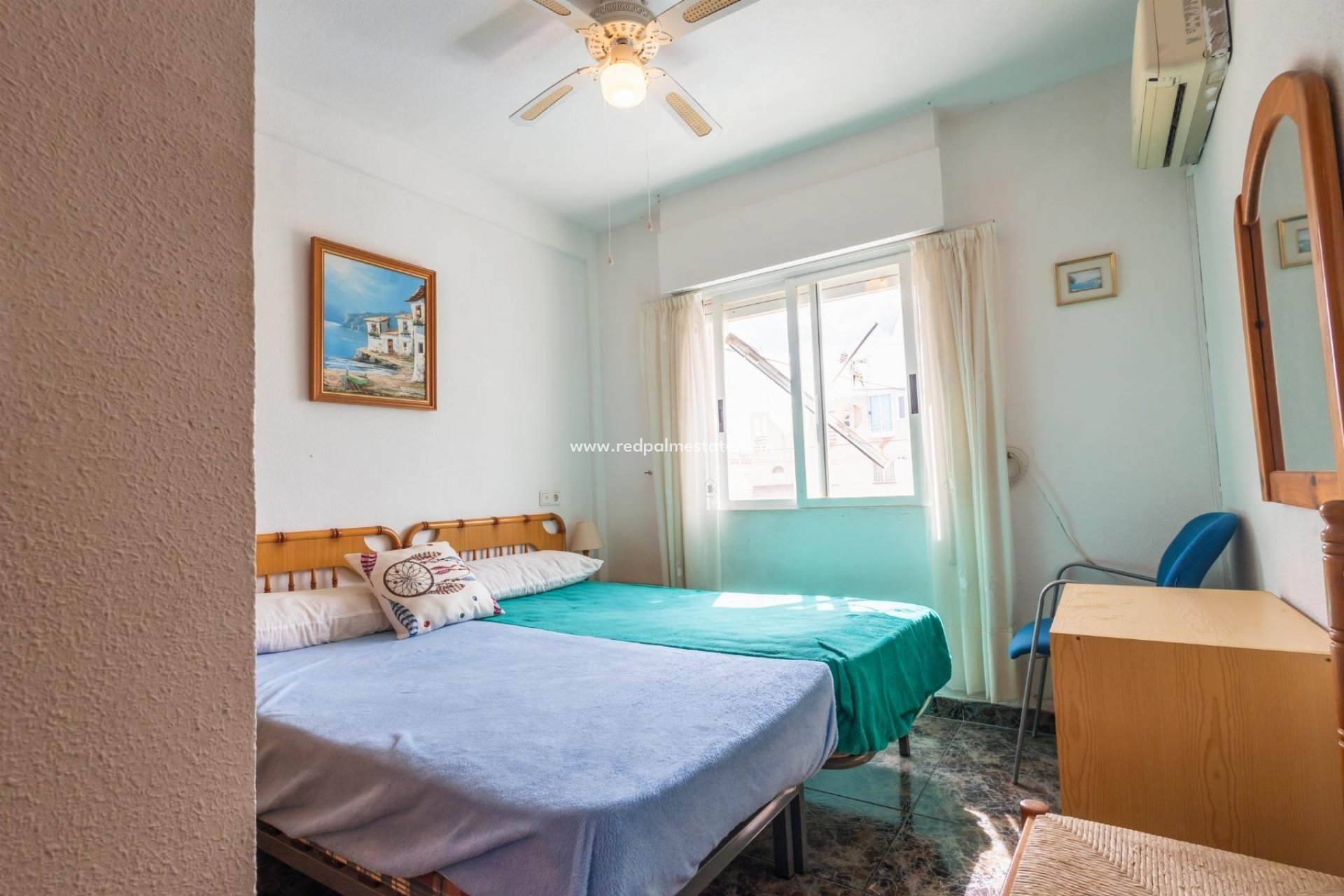 Resale - Villa -
Orihuela Costa - La Aparecida