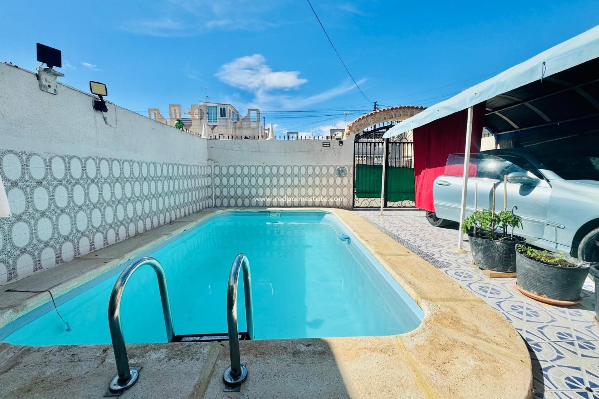 Resale - Villa -
Orihuela Costa - La Aparecida