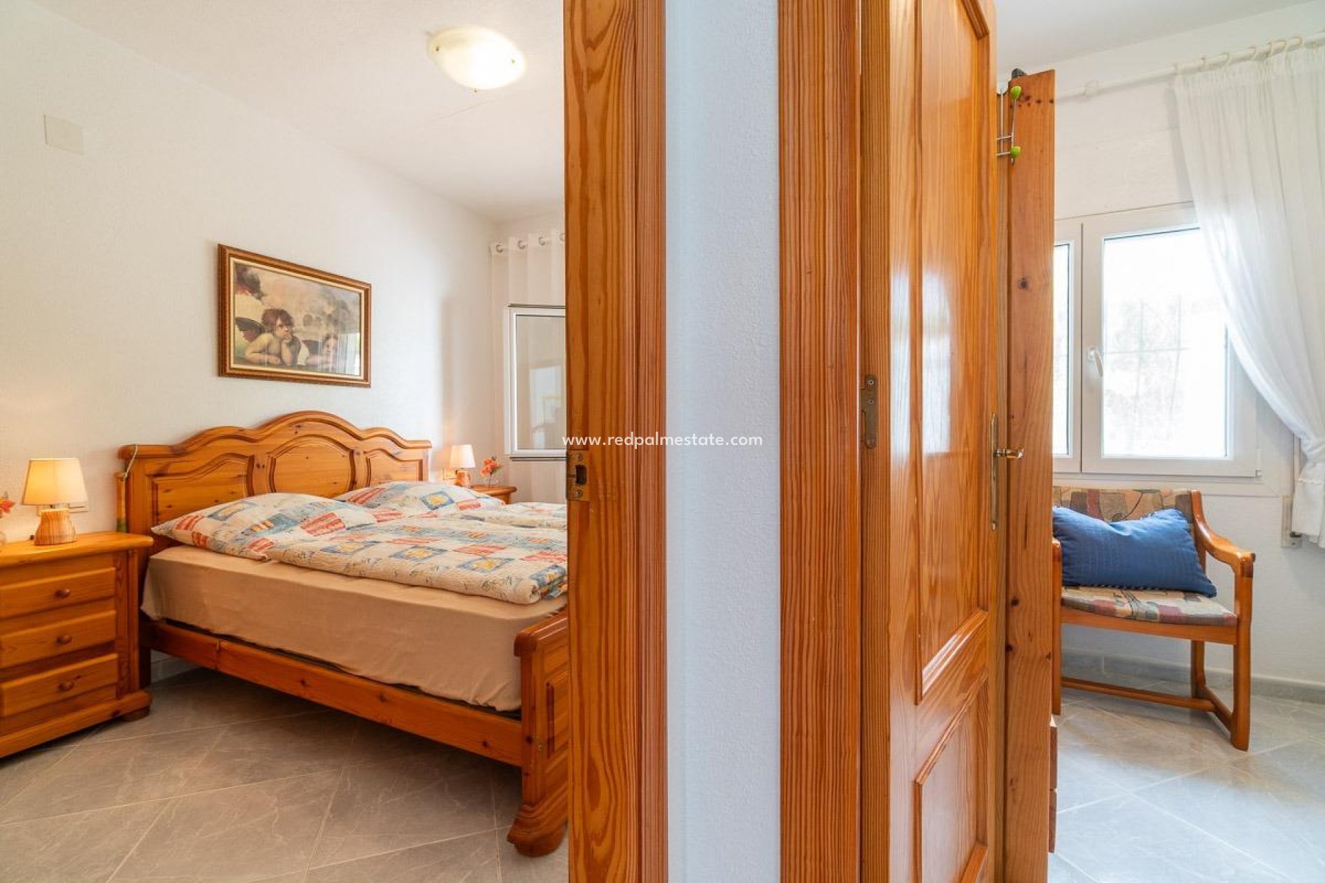 Resale - Villa -
Orihuela Costa - La Florida