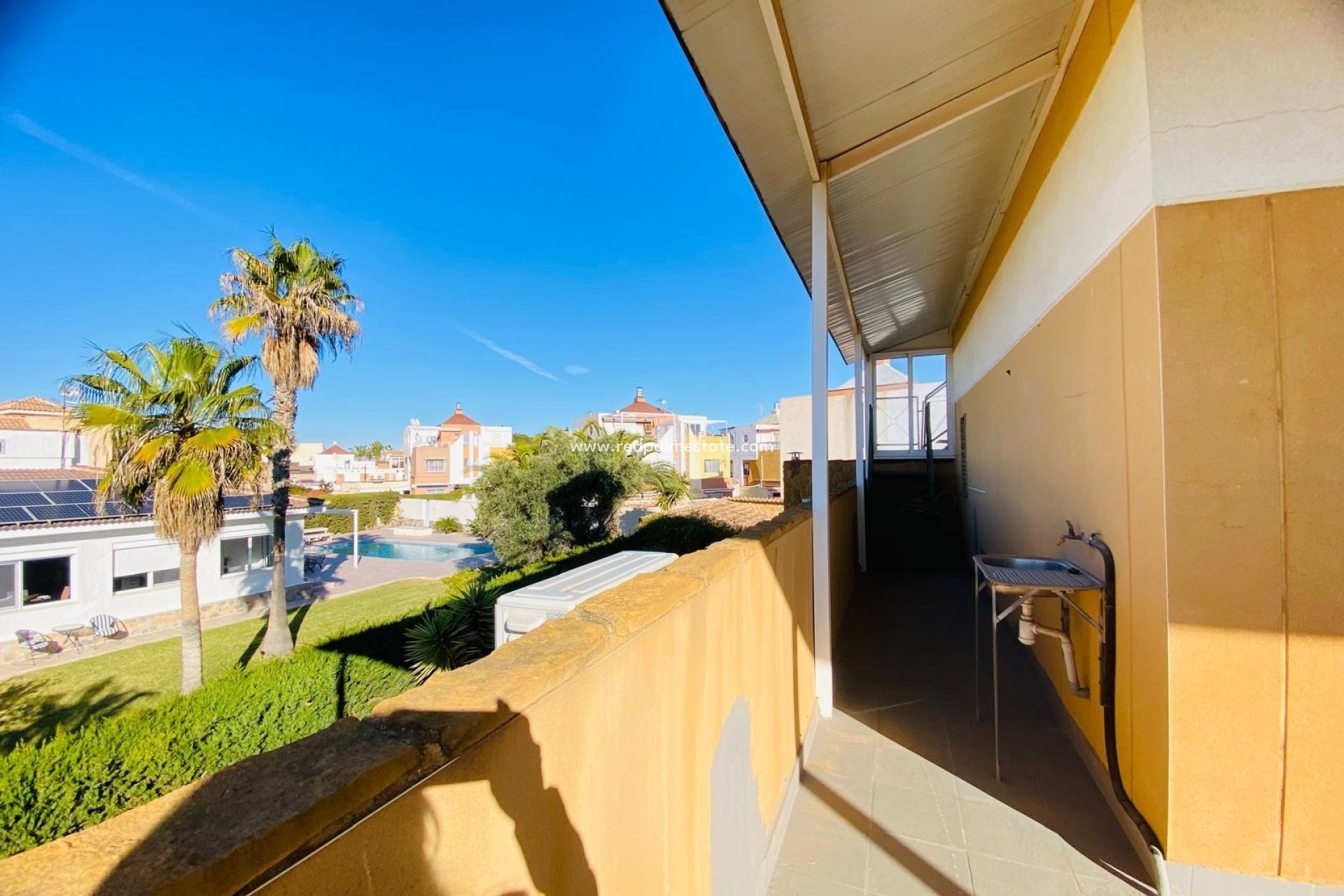 Resale - Villa -
Orihuela Costa - La Florida